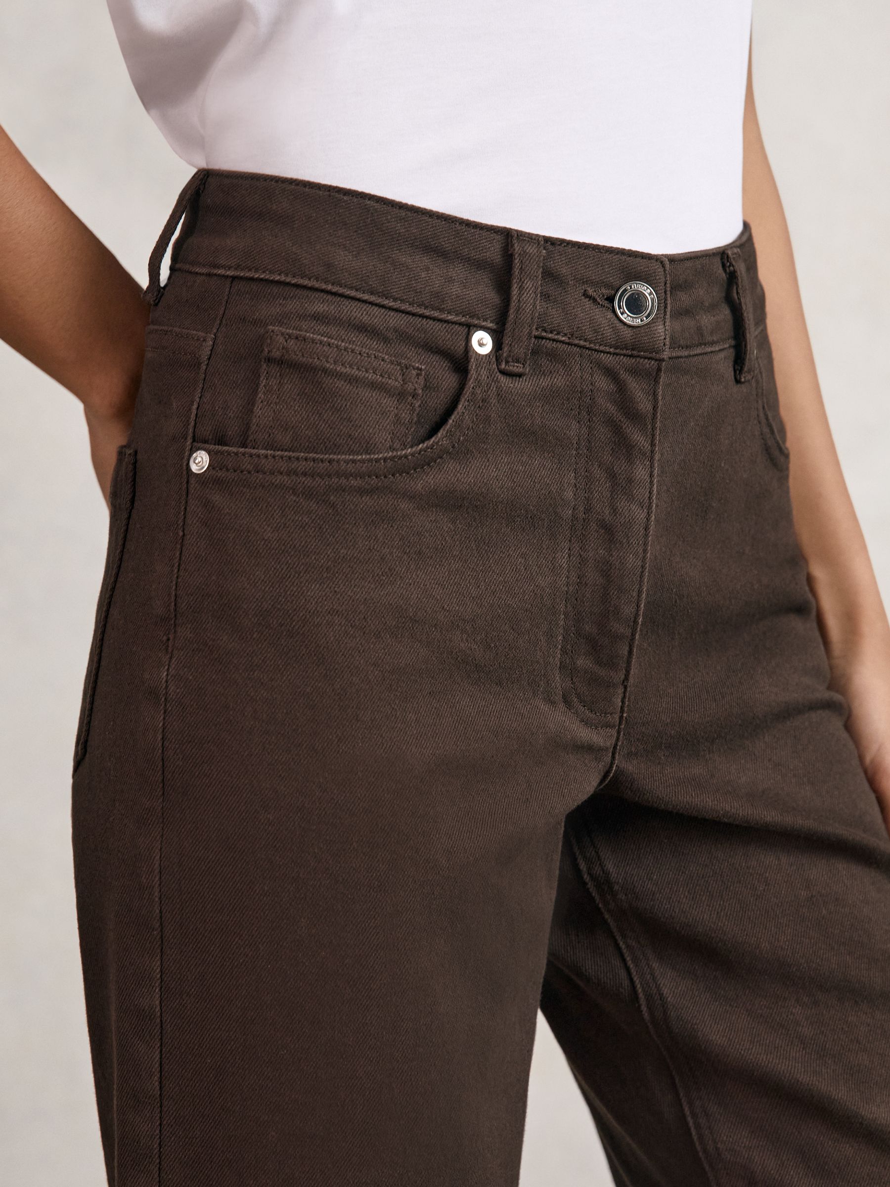 Petite Mid-Rise Straight-Leg Jeans in Chocolate