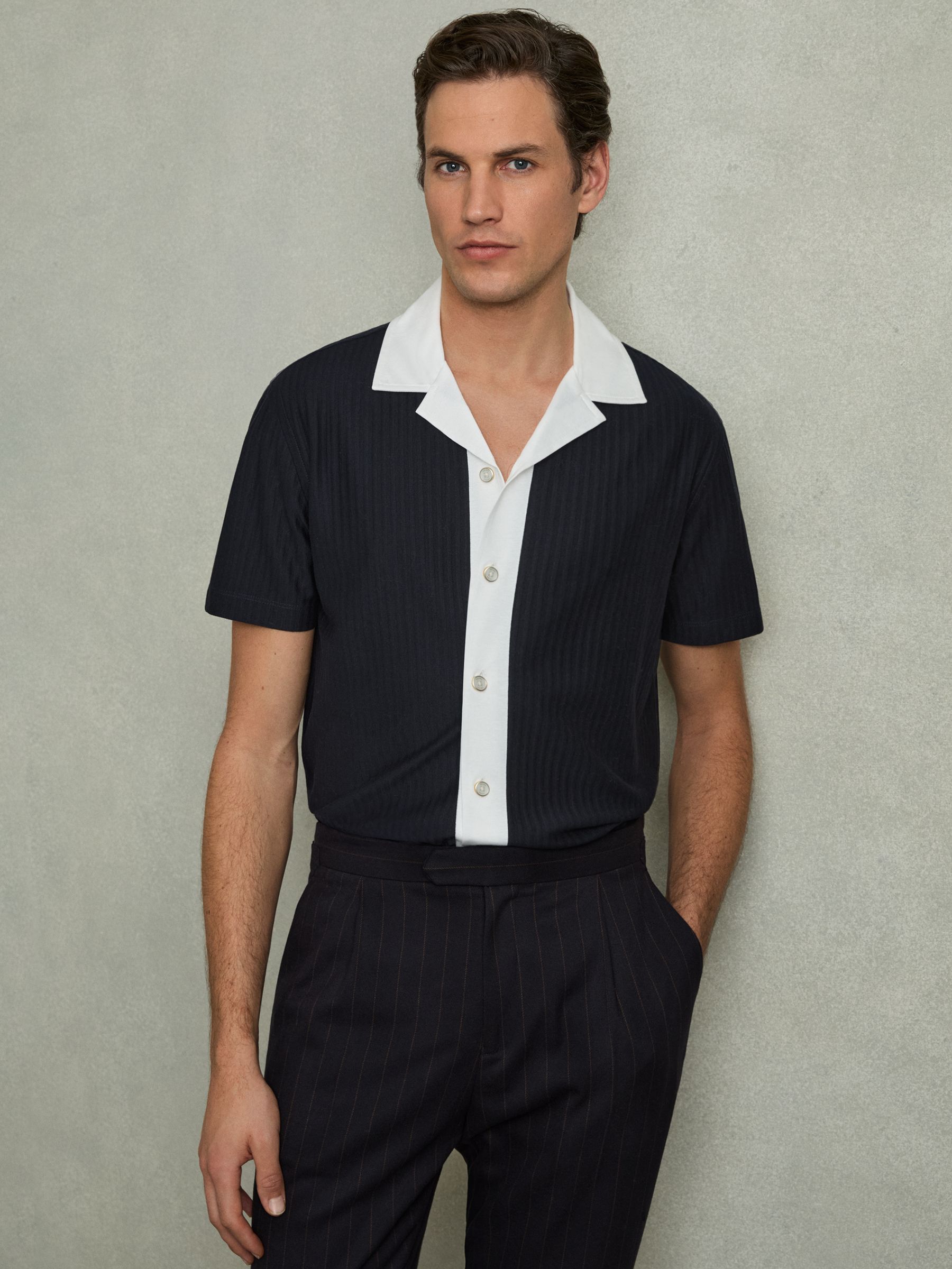 Cotton Textured Colour-Block Shirt in Navy/White