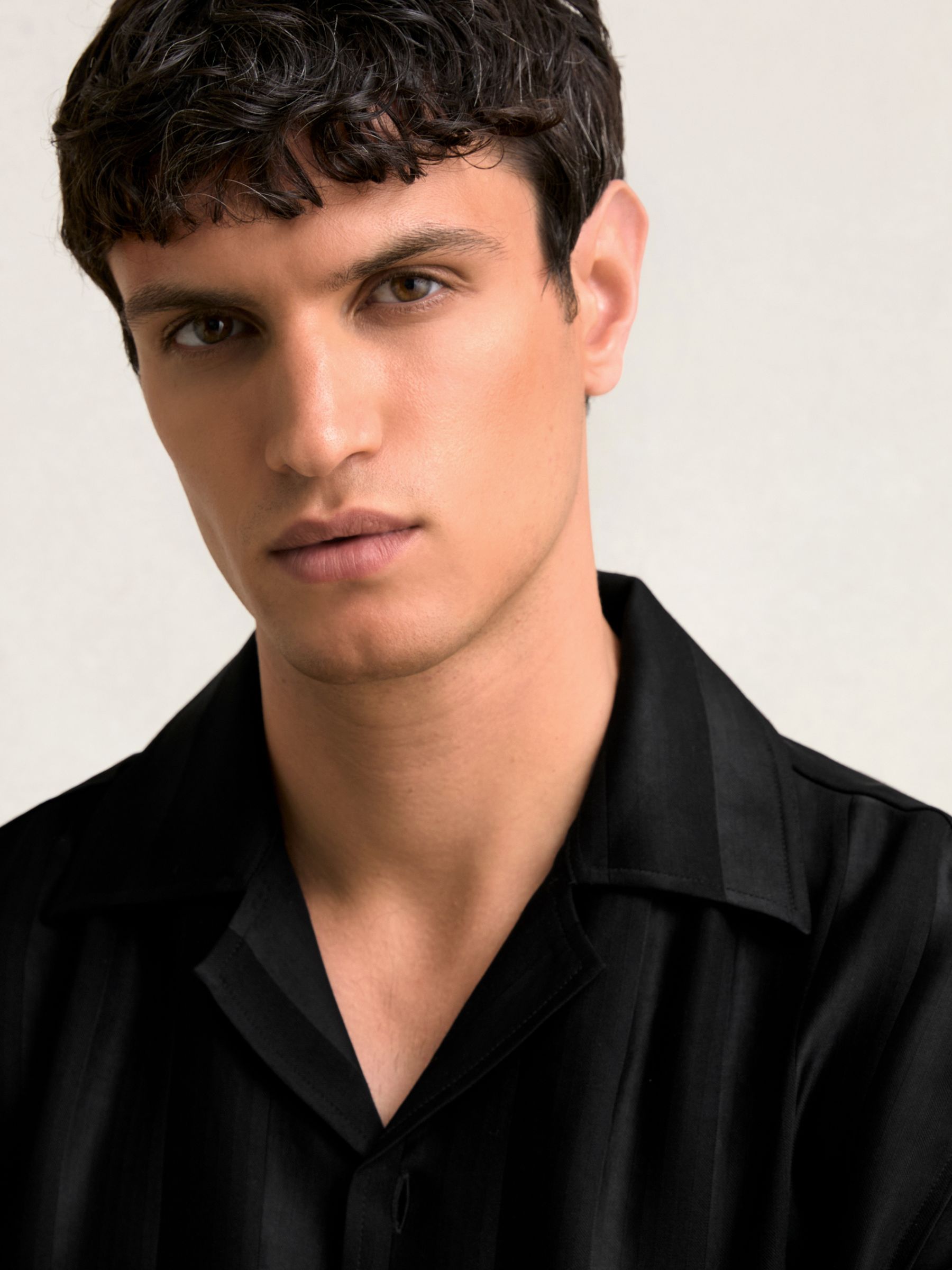Jacquard Stripe Cuban Collar Shirt in Black