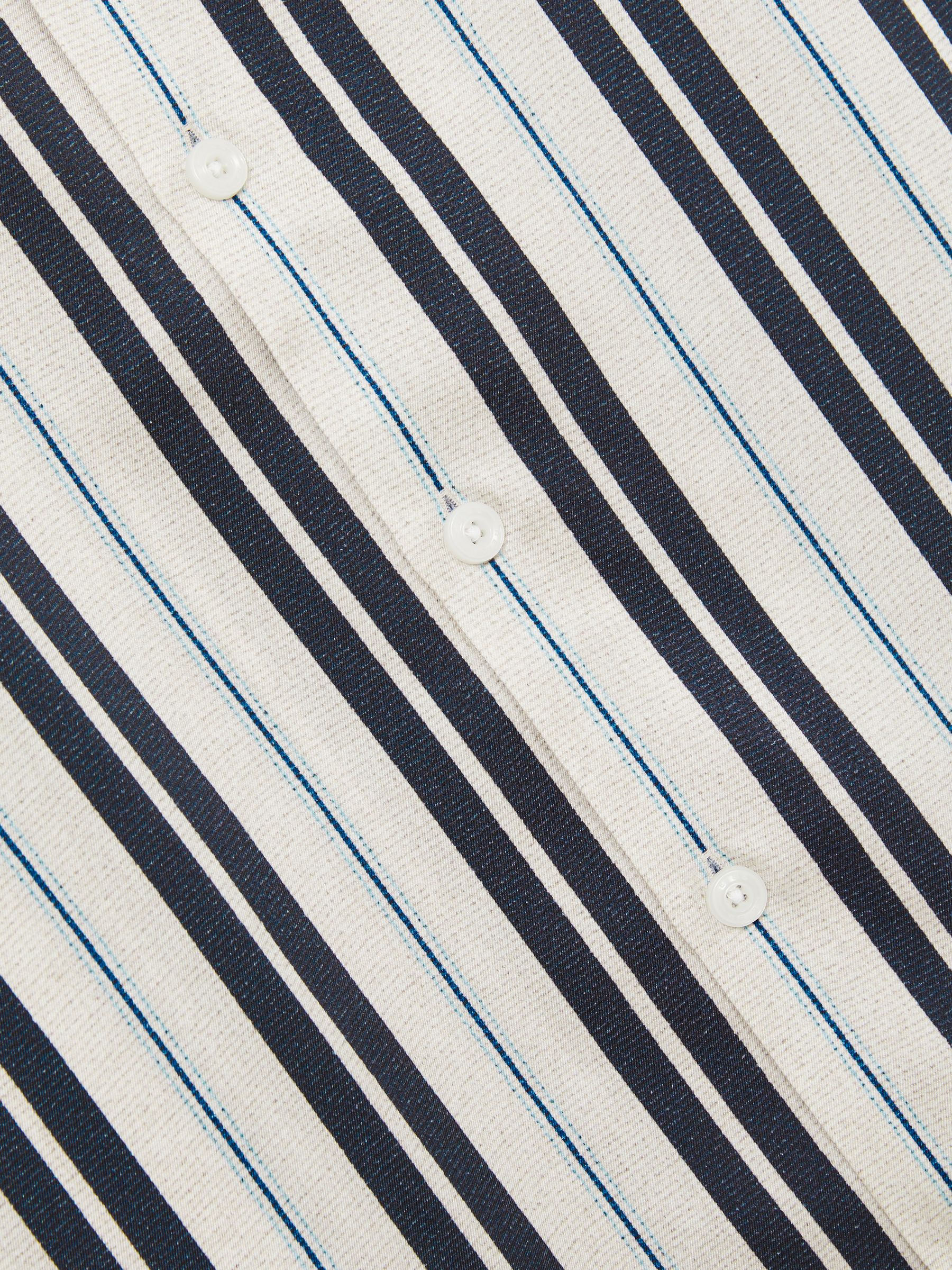 Wide-Stripe Cuban-Collar Shirt in White/Navy