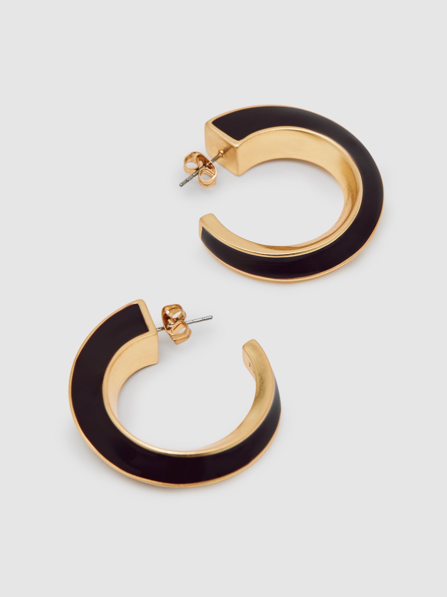 Tone Twist Enamel Hoop Earrings in Gold