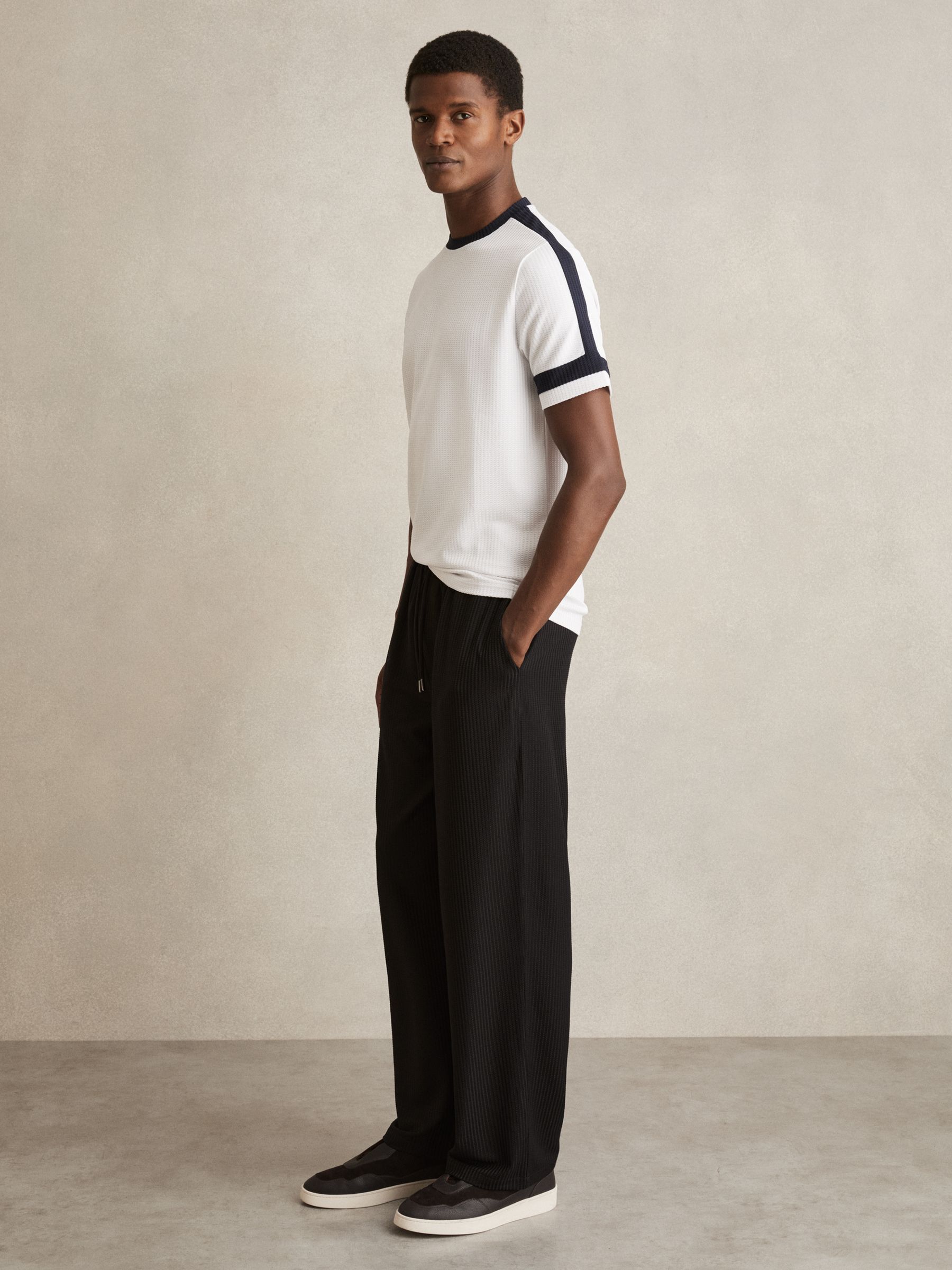 Oversized Textured T-Shirt in White/Navy