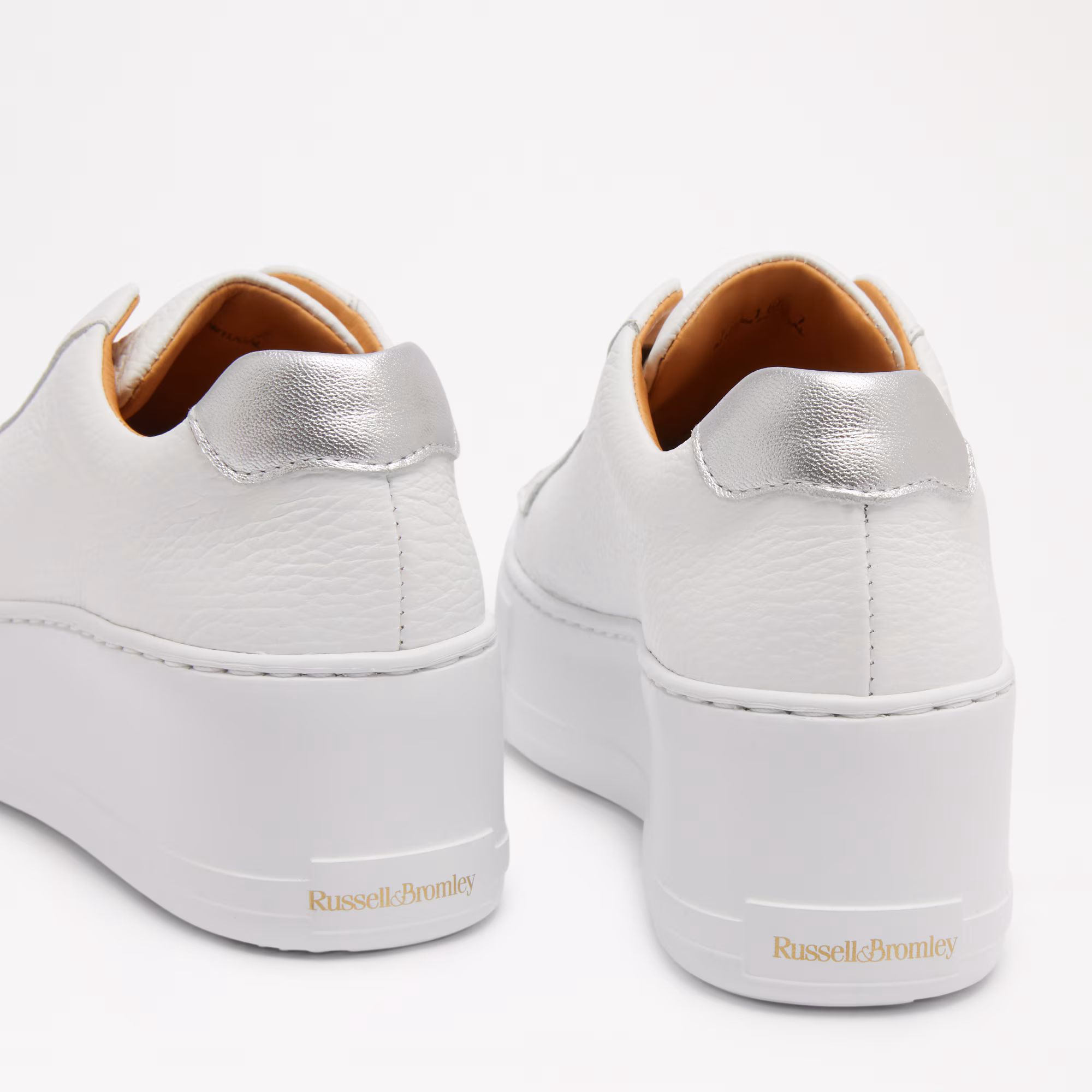Park Up<br>Laceless Flatform Trainer
