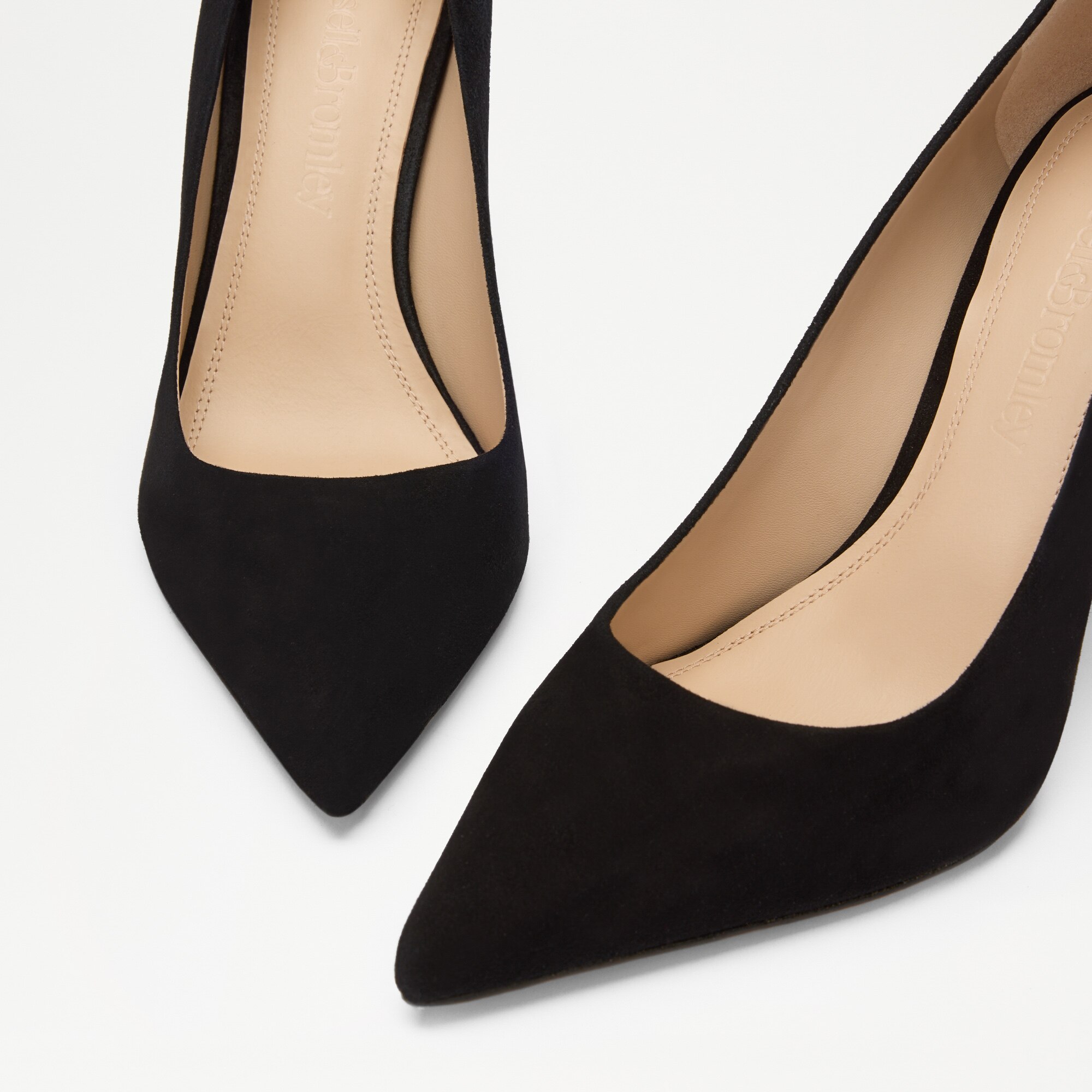 Everleigh Court<br>Classic Stiletto