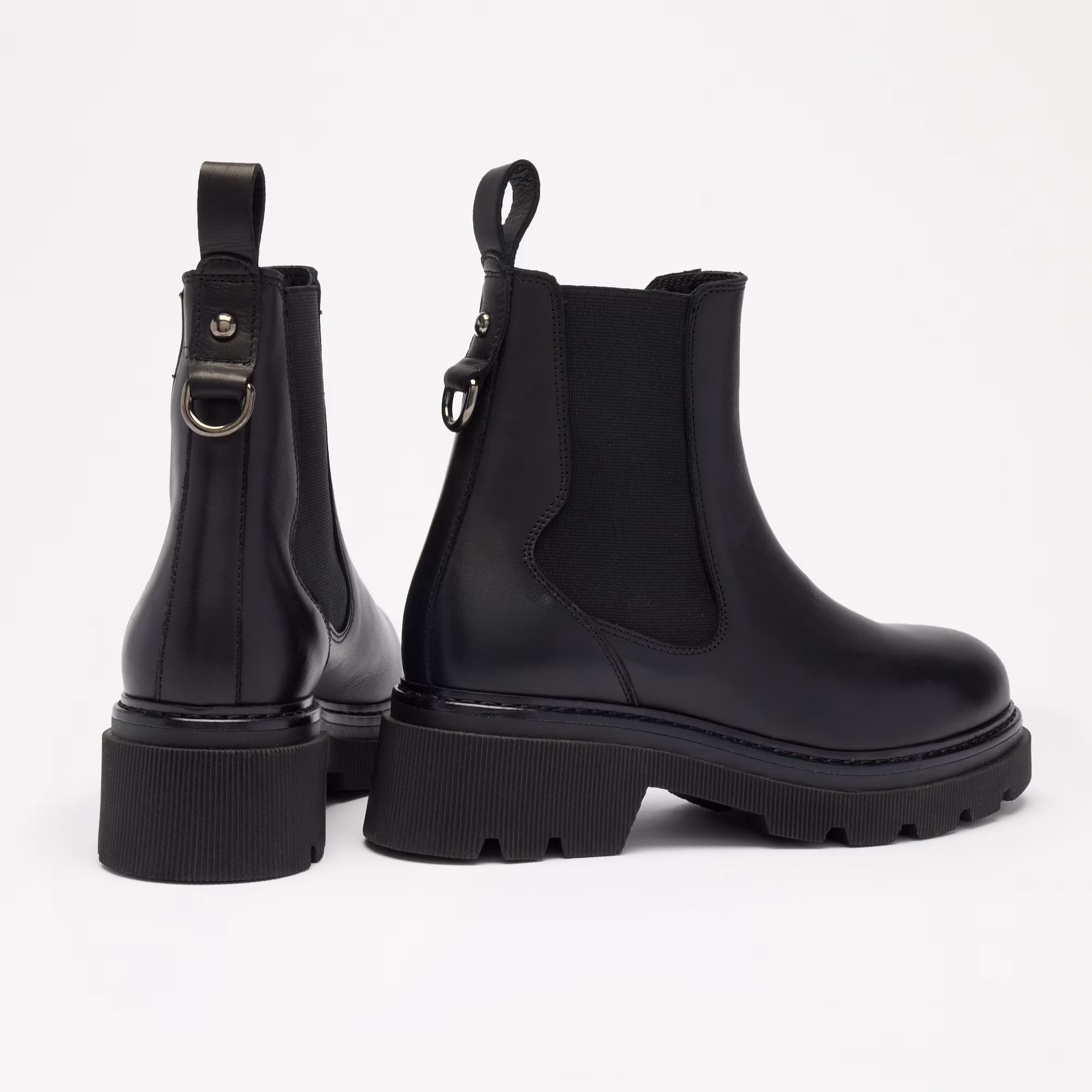 Mystic<br>Chunky Chelsea Ankle Boot