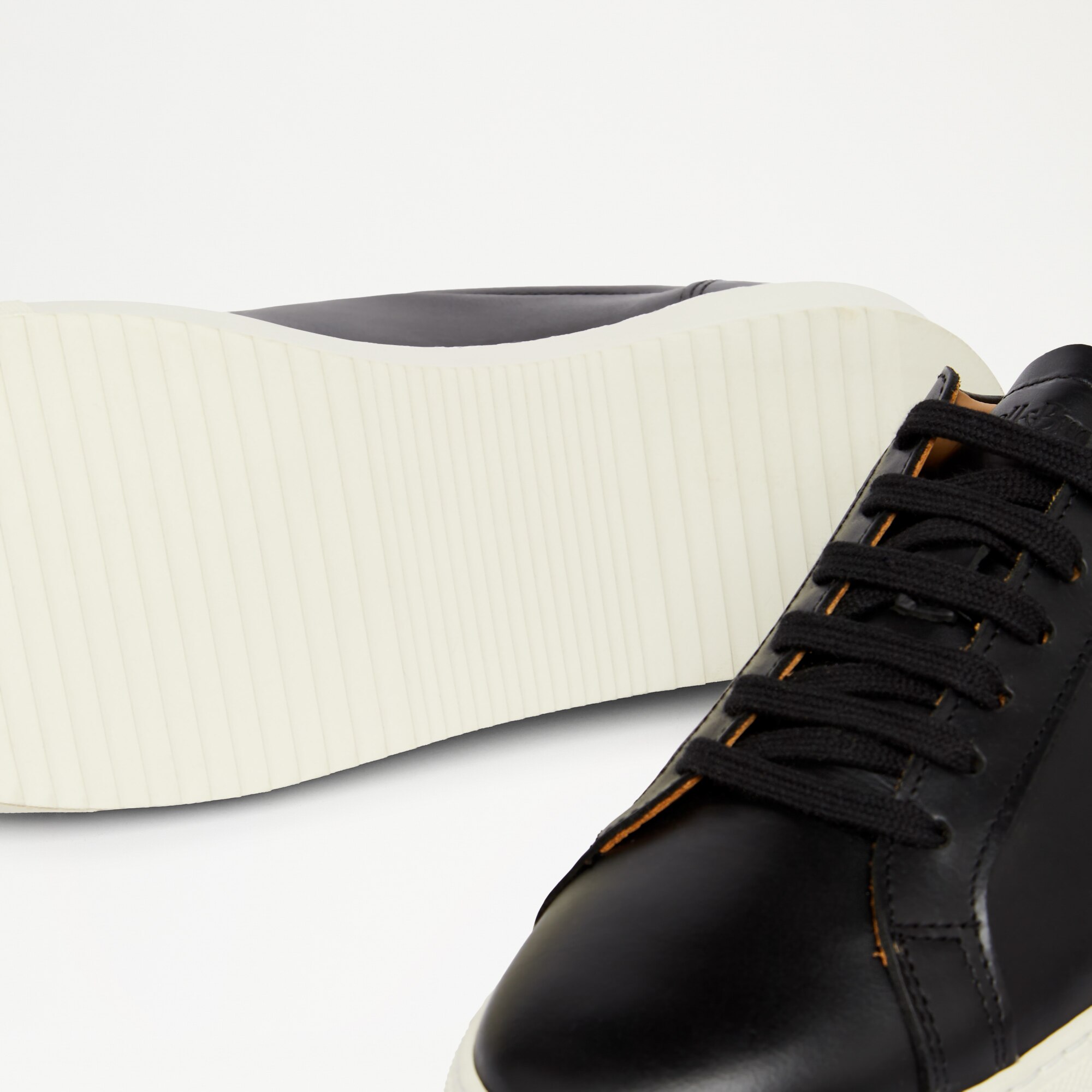 Relay<br>Classic Trainer