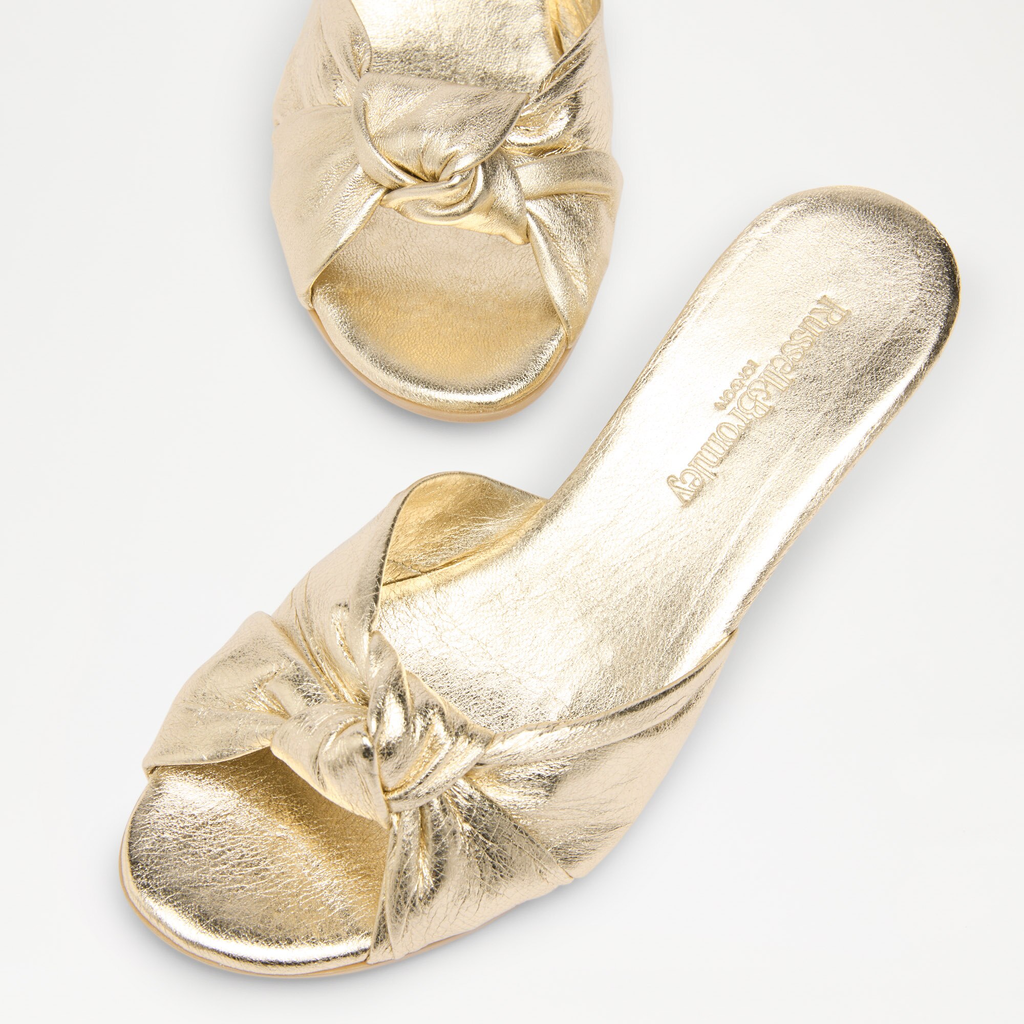 Softy Low<br>Low Knot Mule Wedge