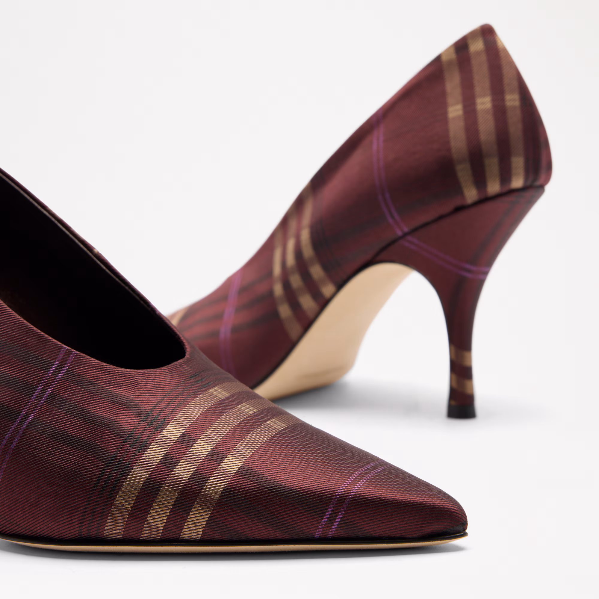 Easton<br>Mid Heel Court