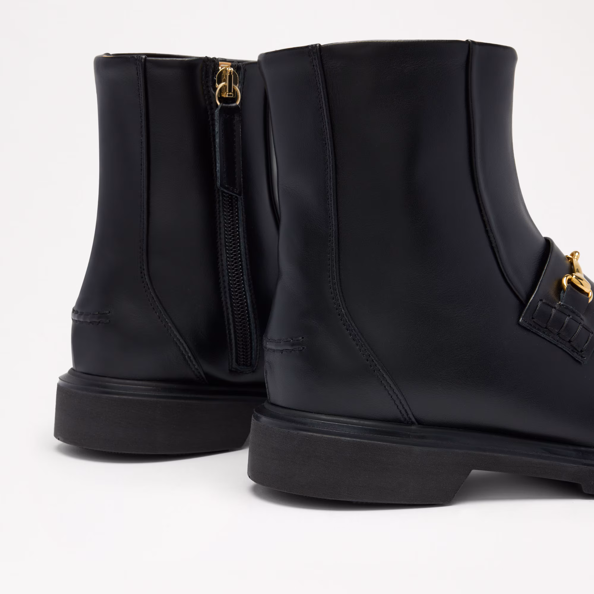 Dalton Boot<br>Snaffle Fringe Ankle Boot