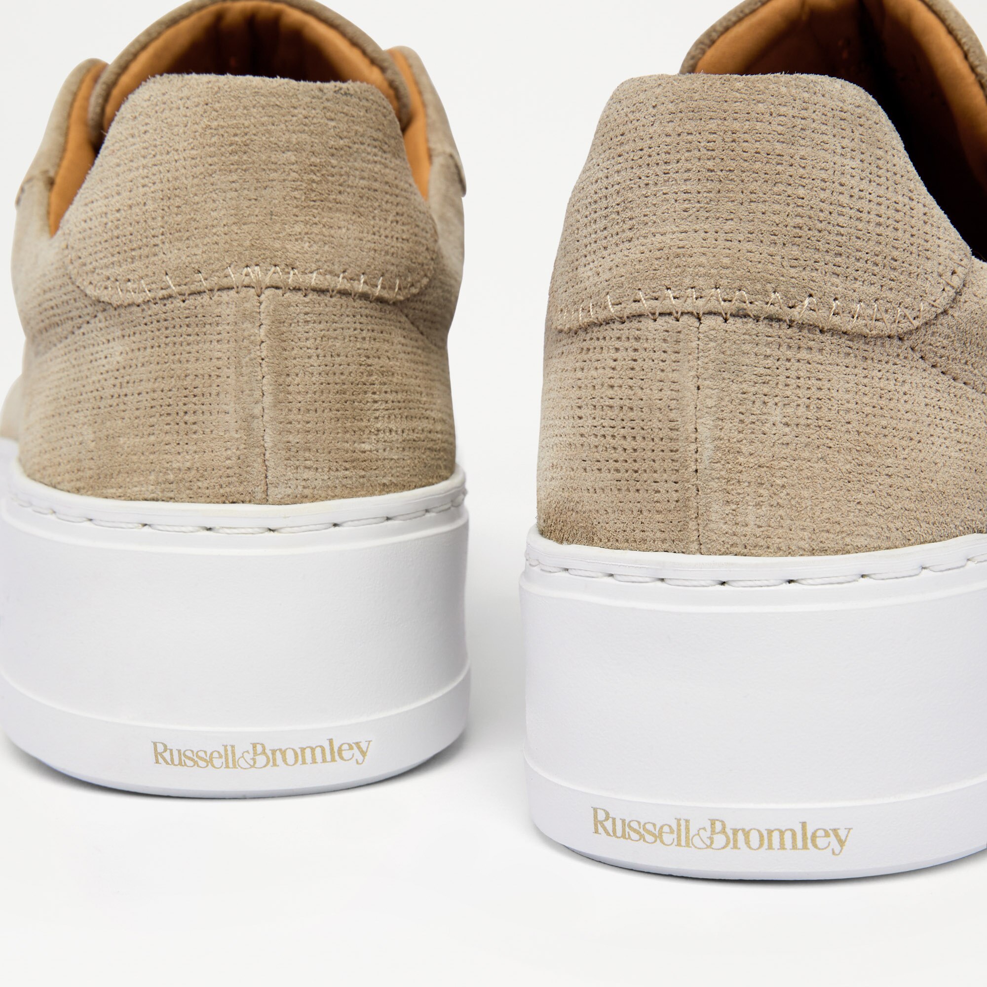 Park Mid<br>Flatform Mid Laceless Sneaker