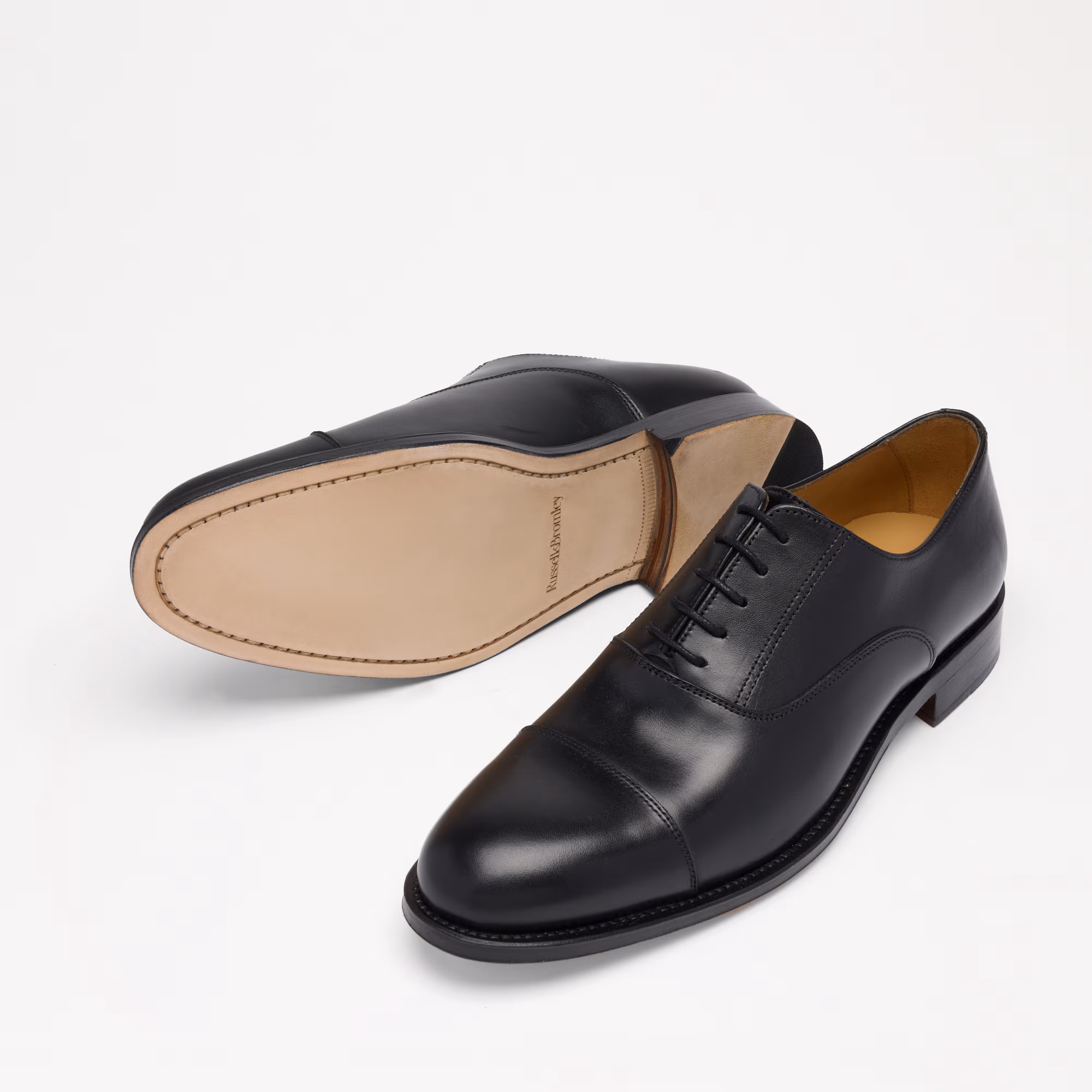 Barton Oxford<br>Lace-Up Oxford