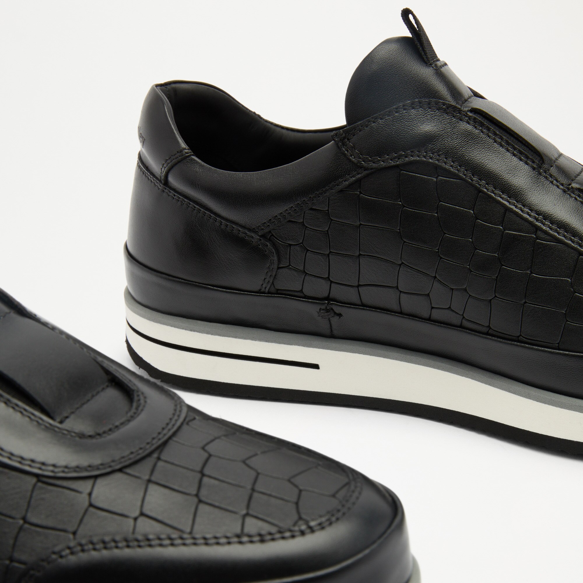 San Giusto<br>Oxford Laceless Sneaker