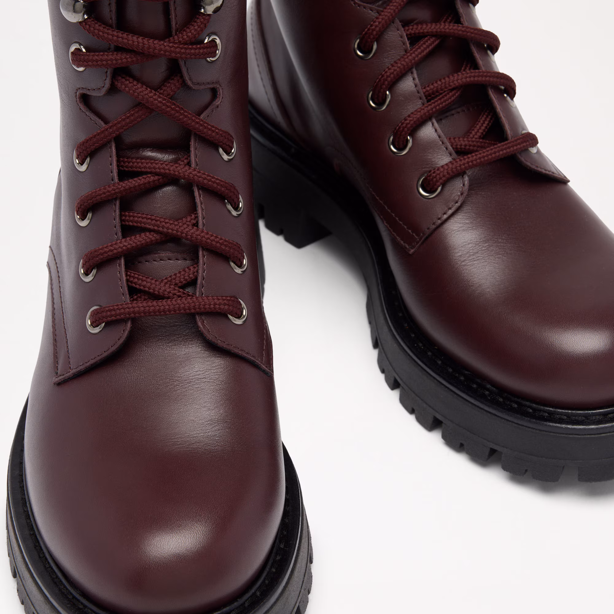 Henlow<br>Cleated Lace Up Ankle Boot