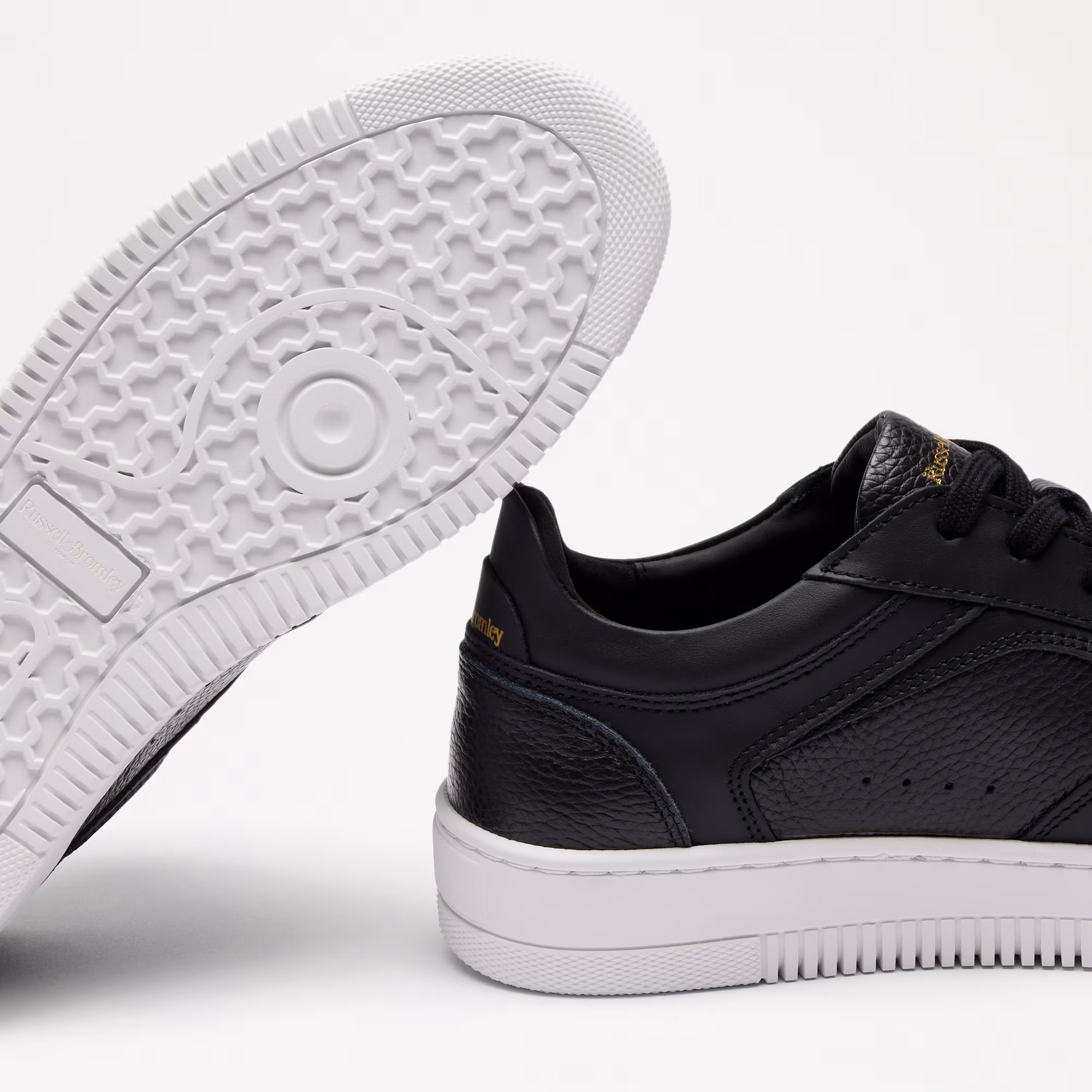 Newton<br>Oxford Lace Sneaker