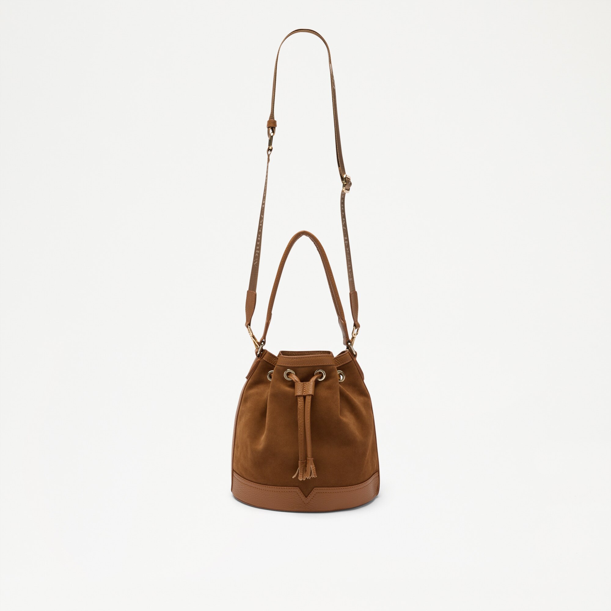 Hessle<br>Bucket Bag