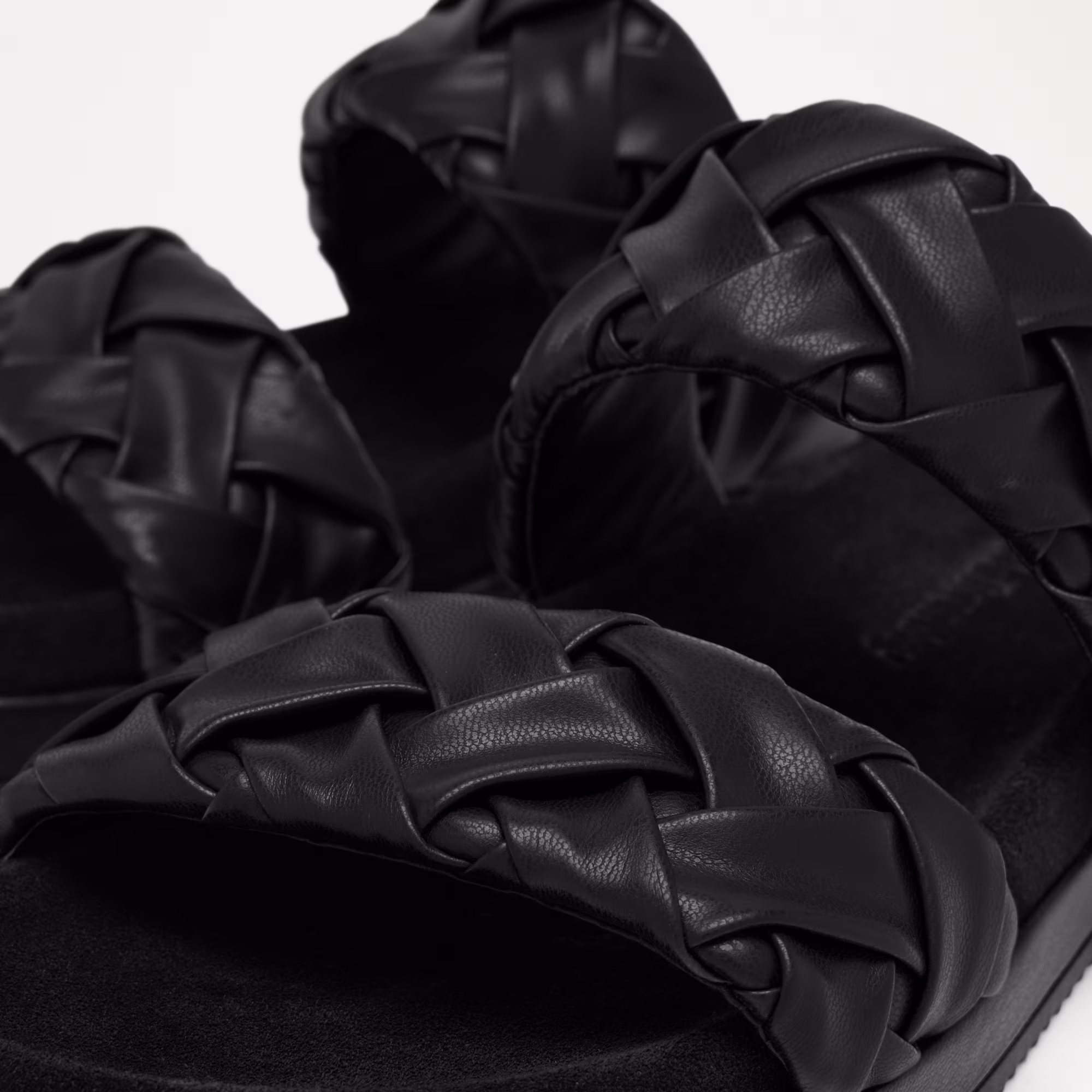 Kirkland<br>Woven Slide