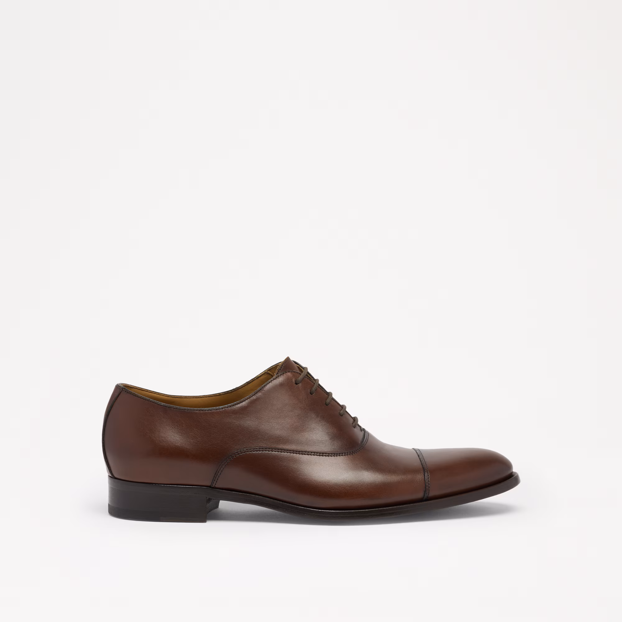 Cumulus<br>Toe-Cap Oxford