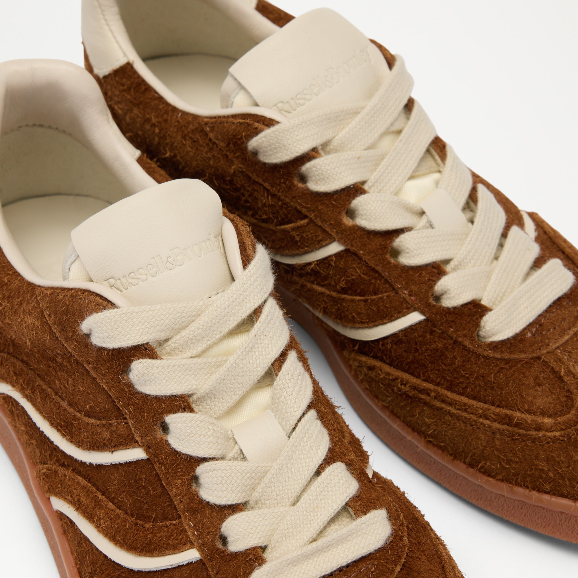 Flete<br>Textured Heritage Trainer