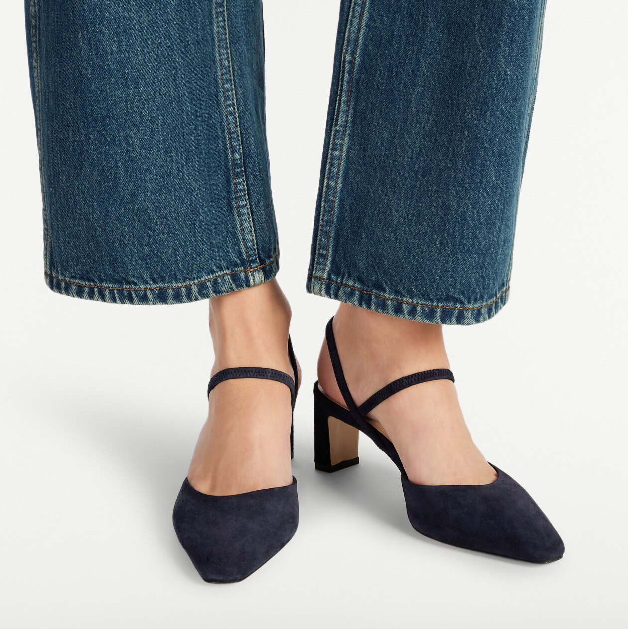 Ellonby<br>Elasticated Court