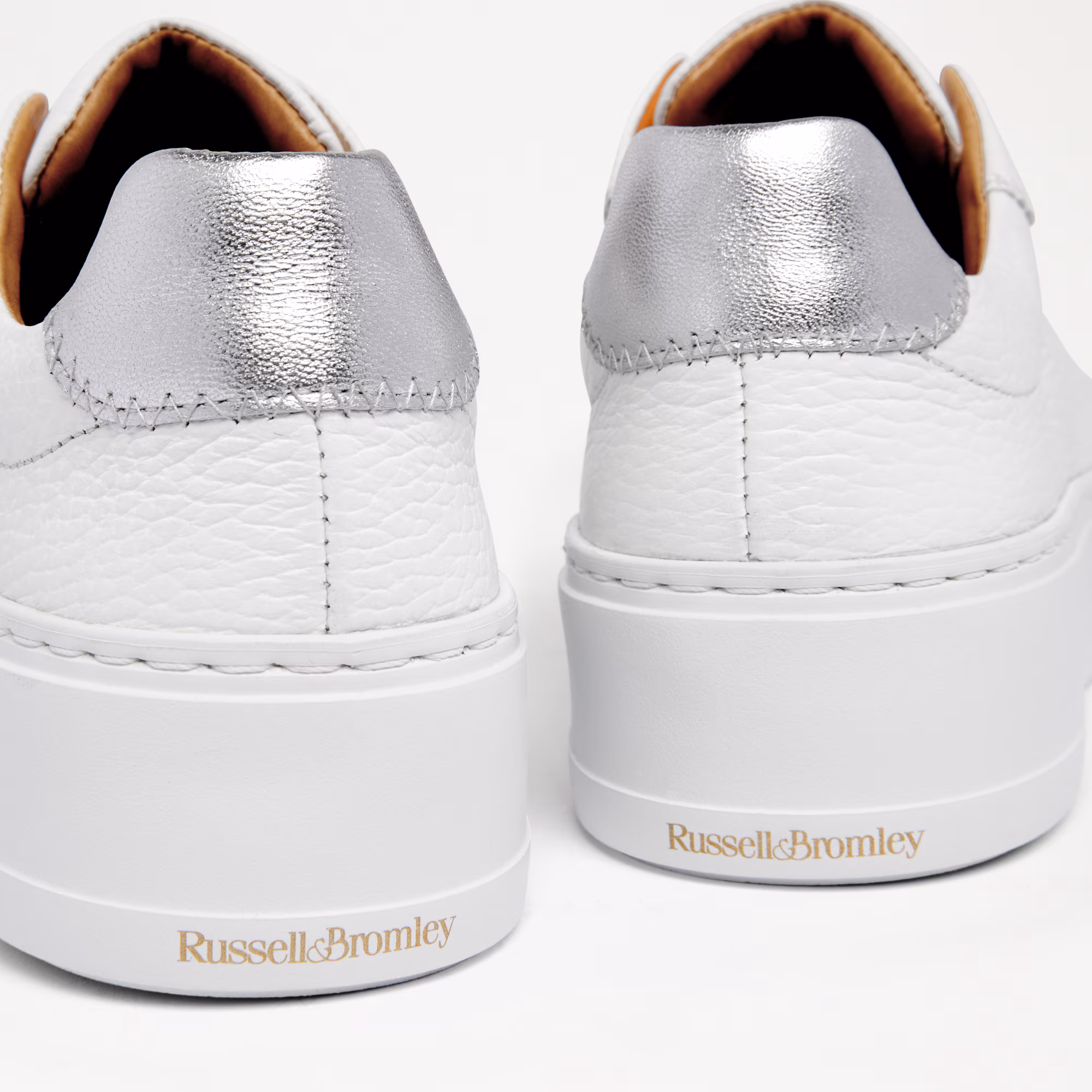 Park Mid<br>Flatform Mid Laceless Sneaker