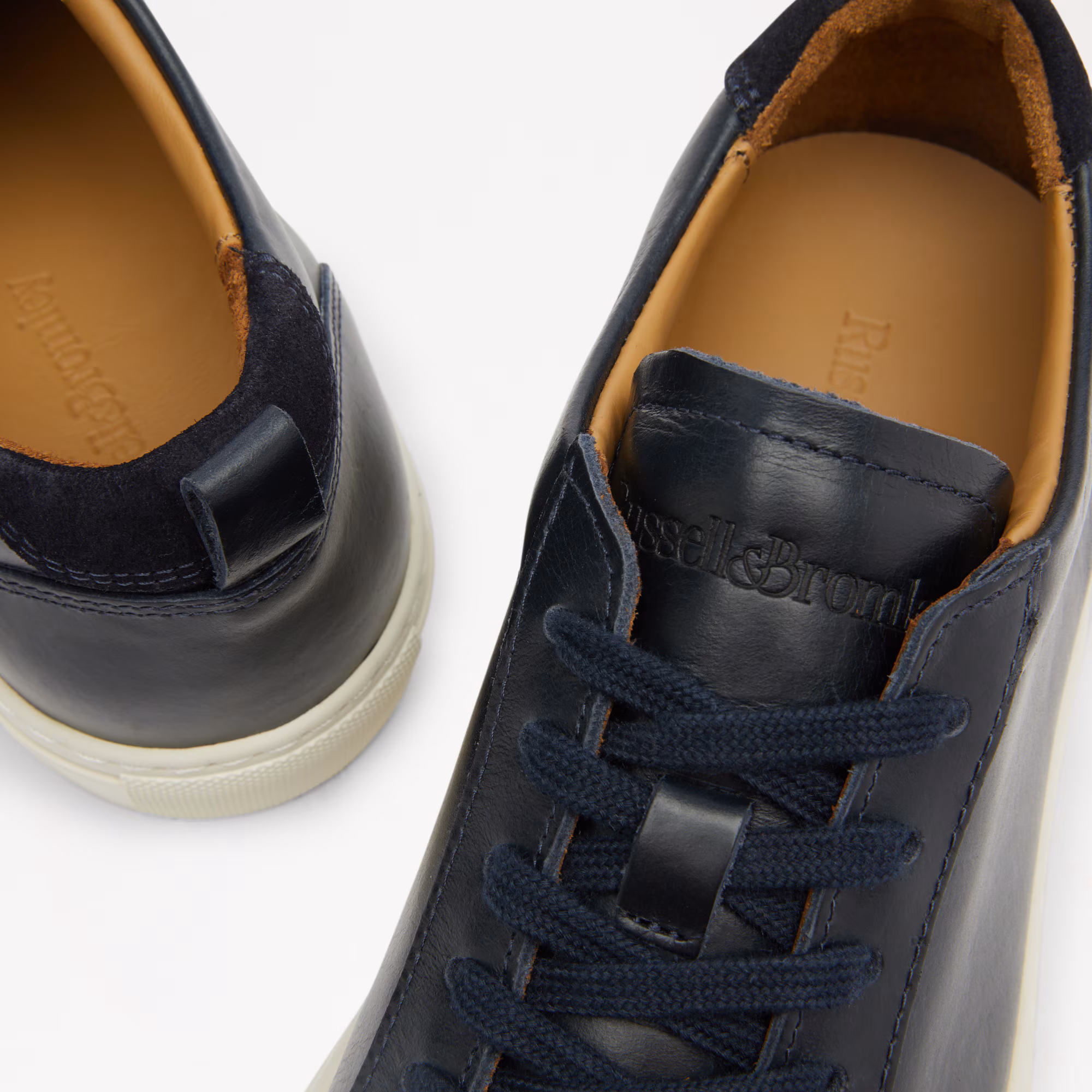 Relay<br>Classic Trainer