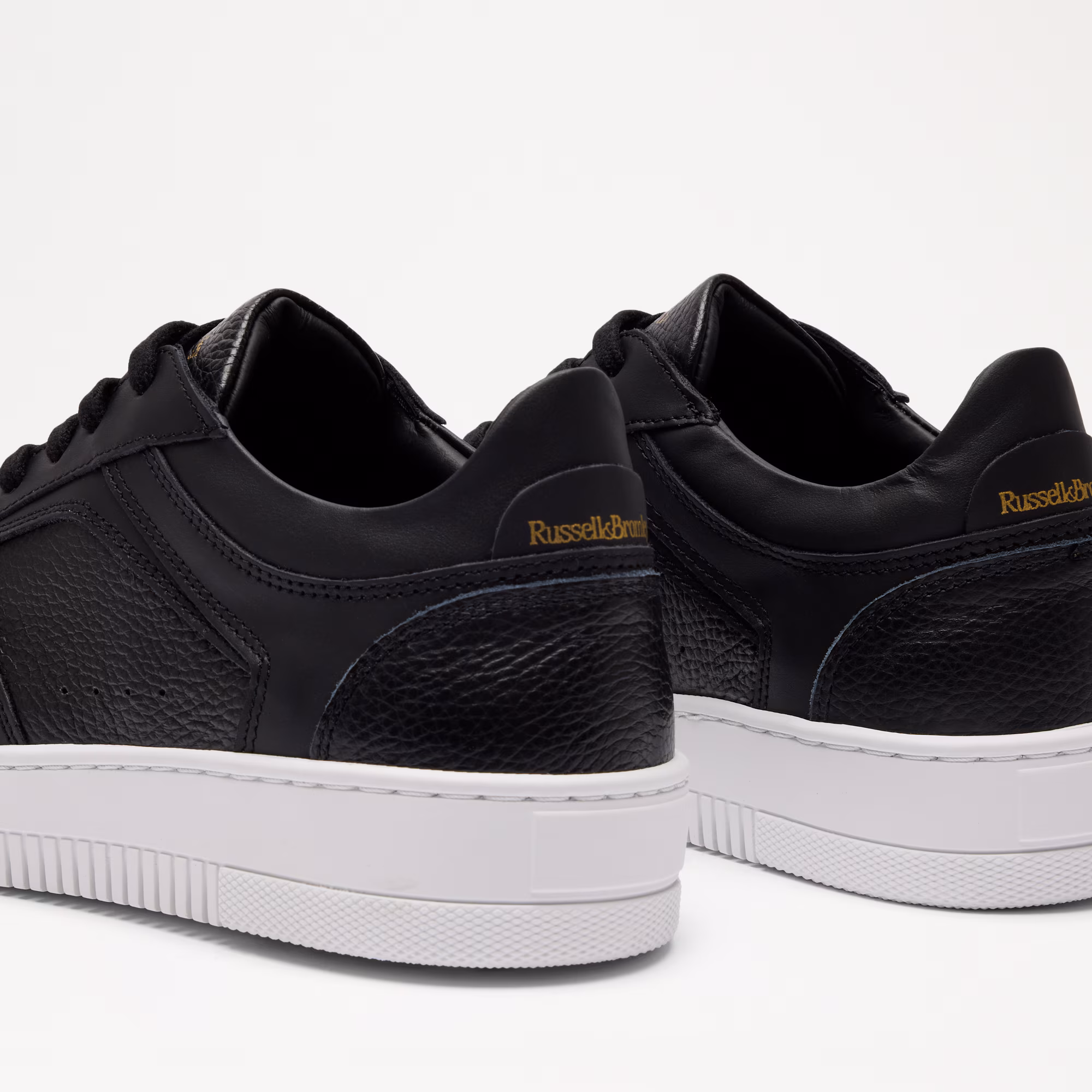 Newton<br>Oxford Lace Sneaker