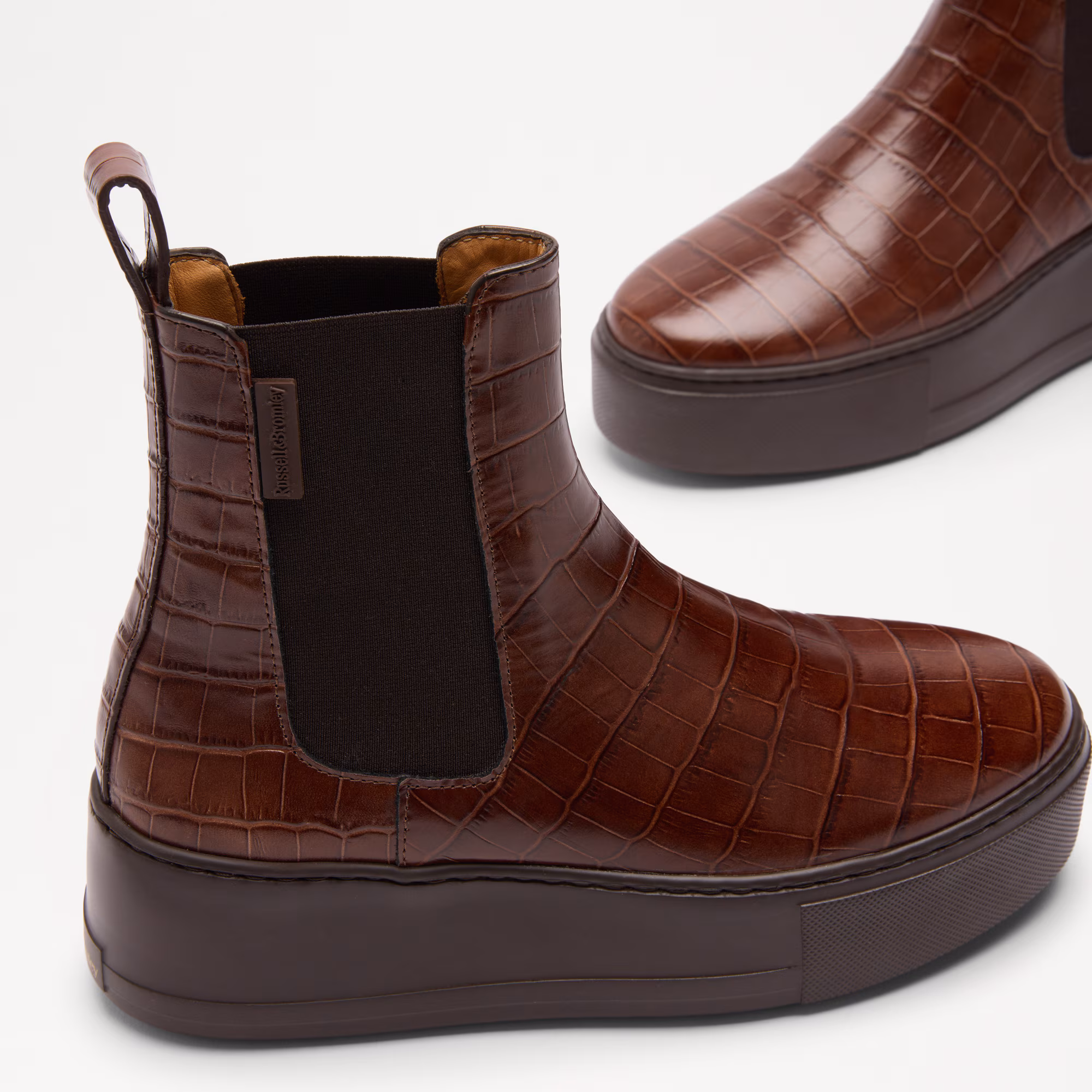 Park Way<br>Flatform Chelsea Boot