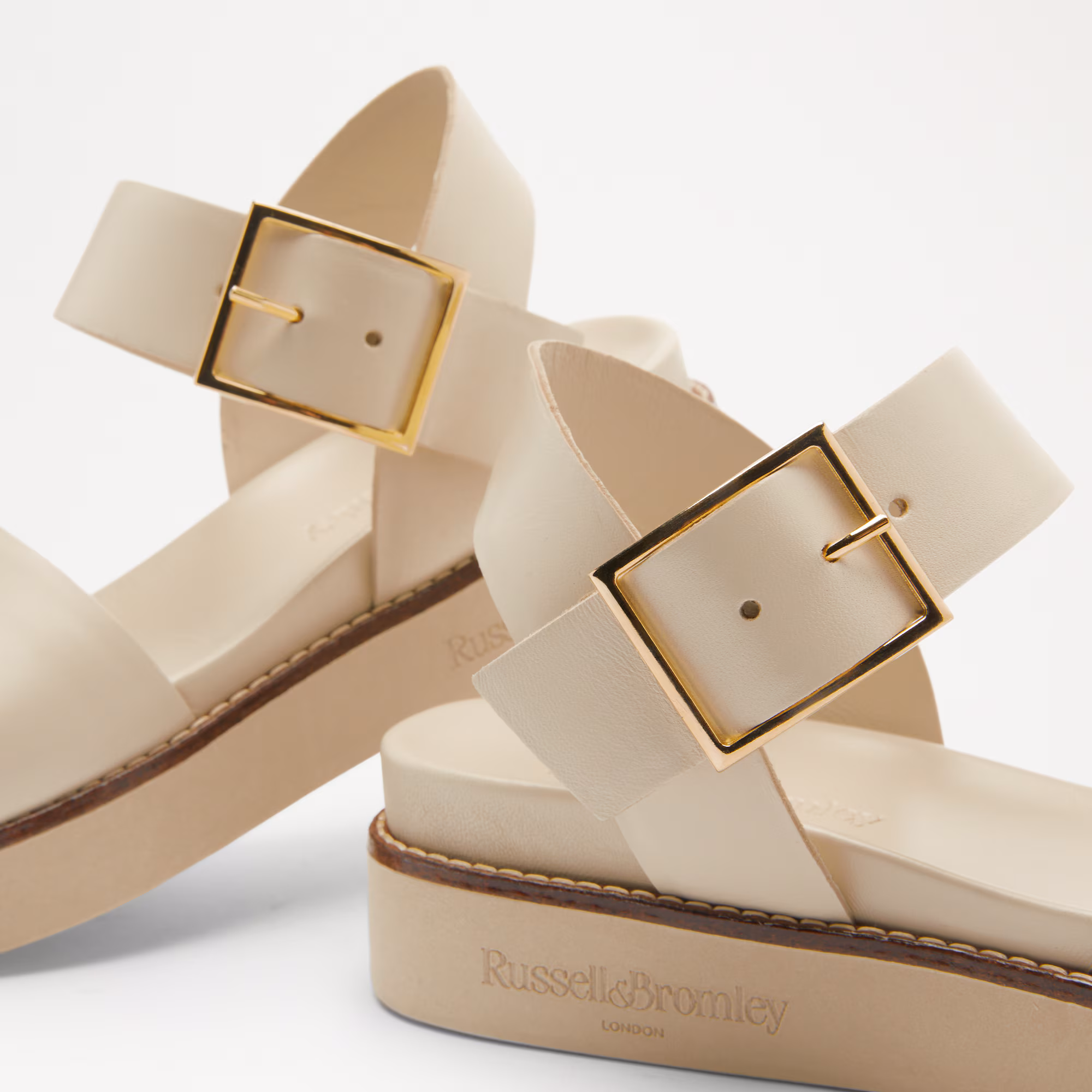 Boston<br>Sporty Flatform Sandal