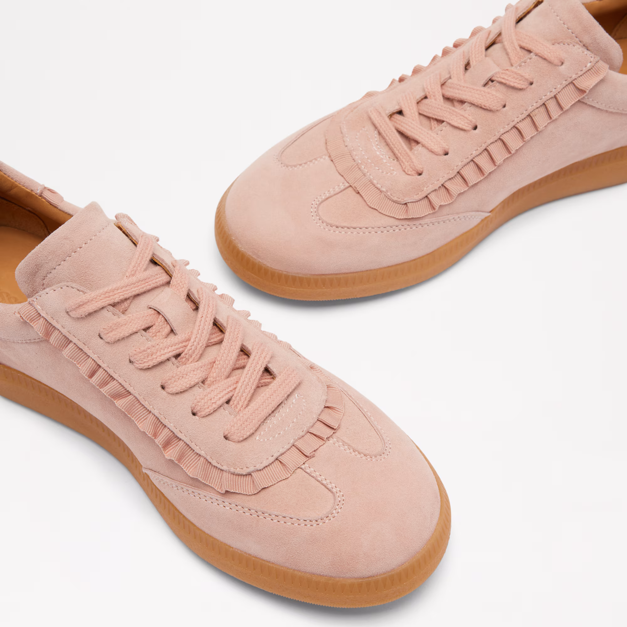 Nordic Ruffle<br>Thin Sole Trainer