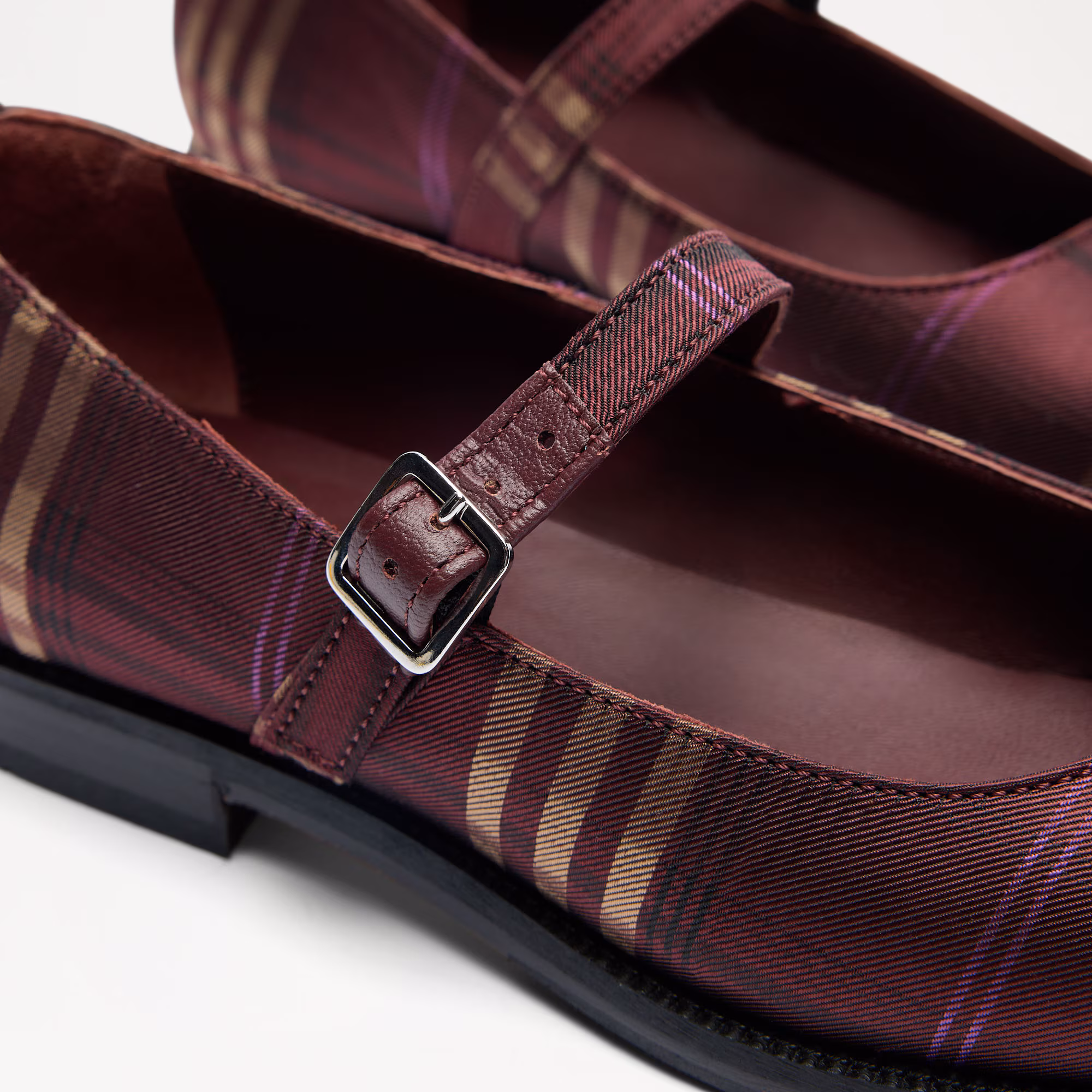 Dotty<br>Mary Jane Flat Shoe