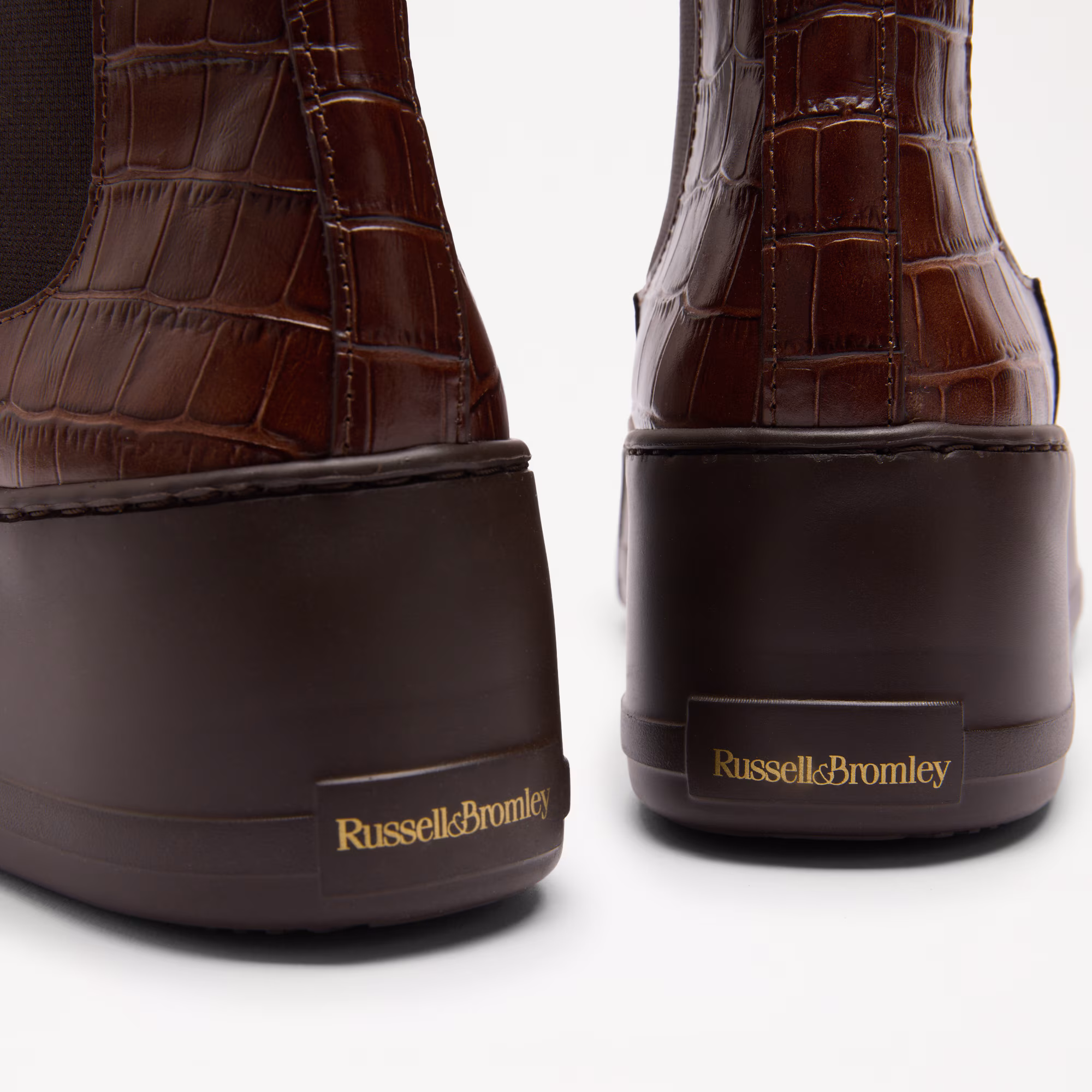 Park Way<br>Flatform Chelsea Boot