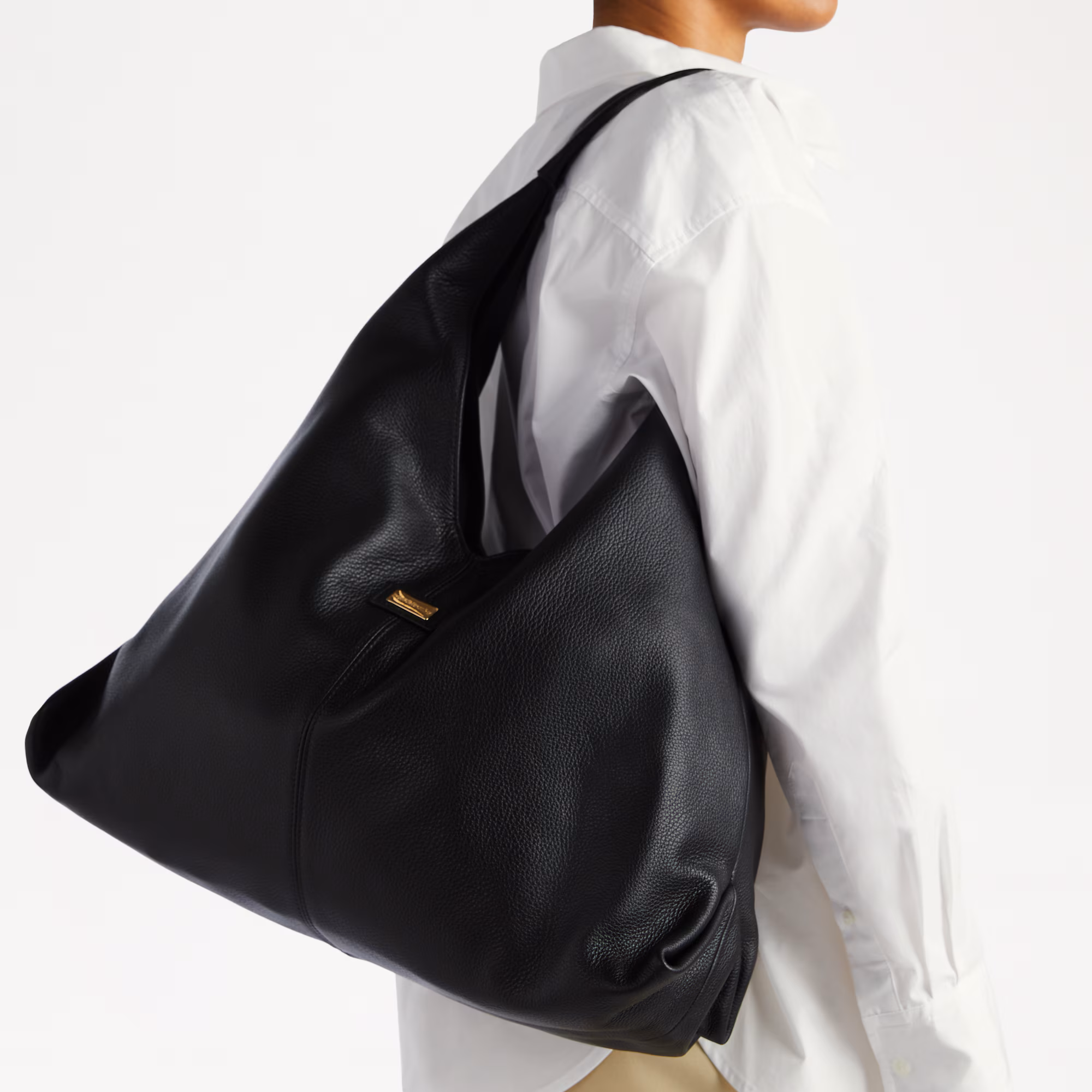 Everyday<br>Oversized Shoulder Bag