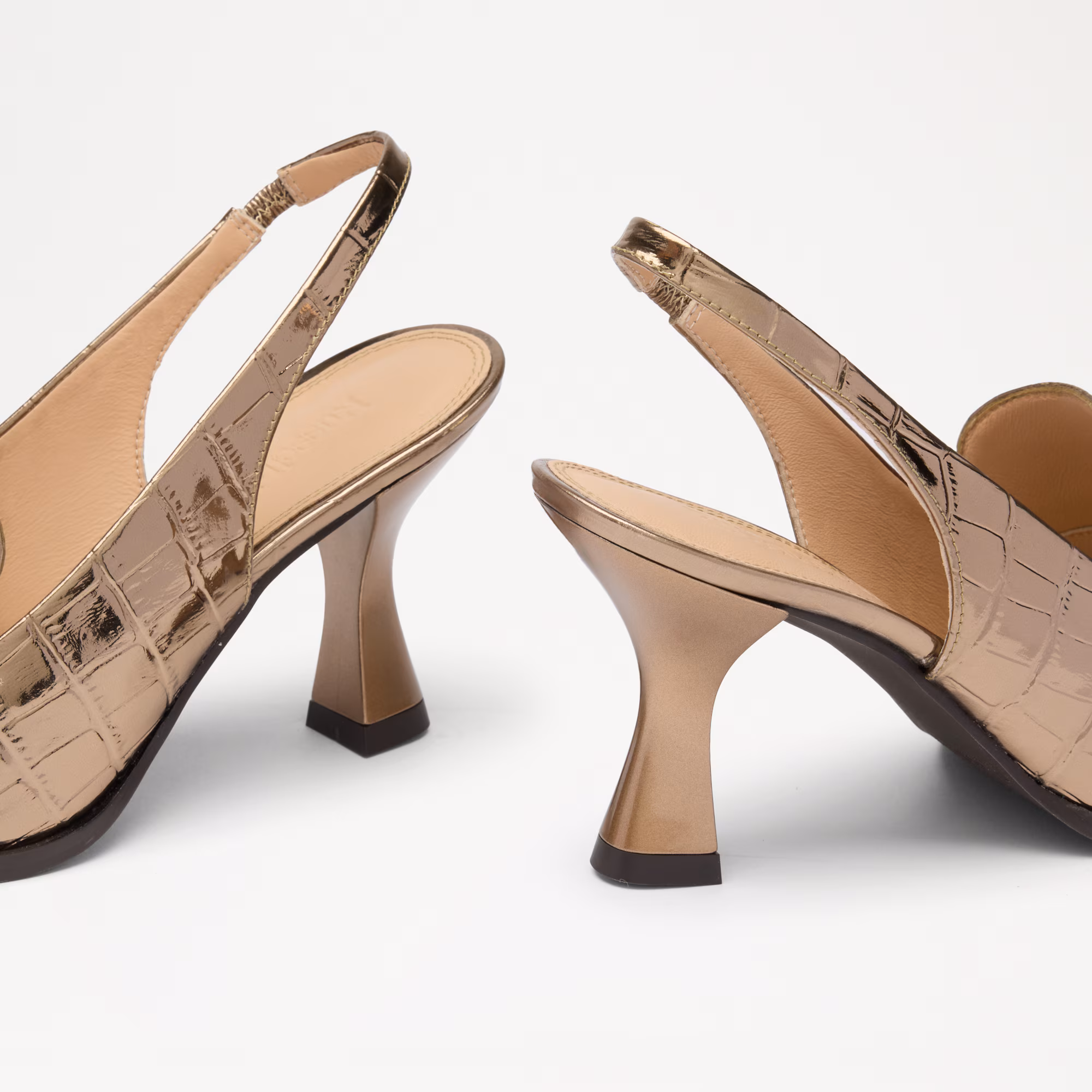 Totter Slingback<br>Slingback Heeled Loafer