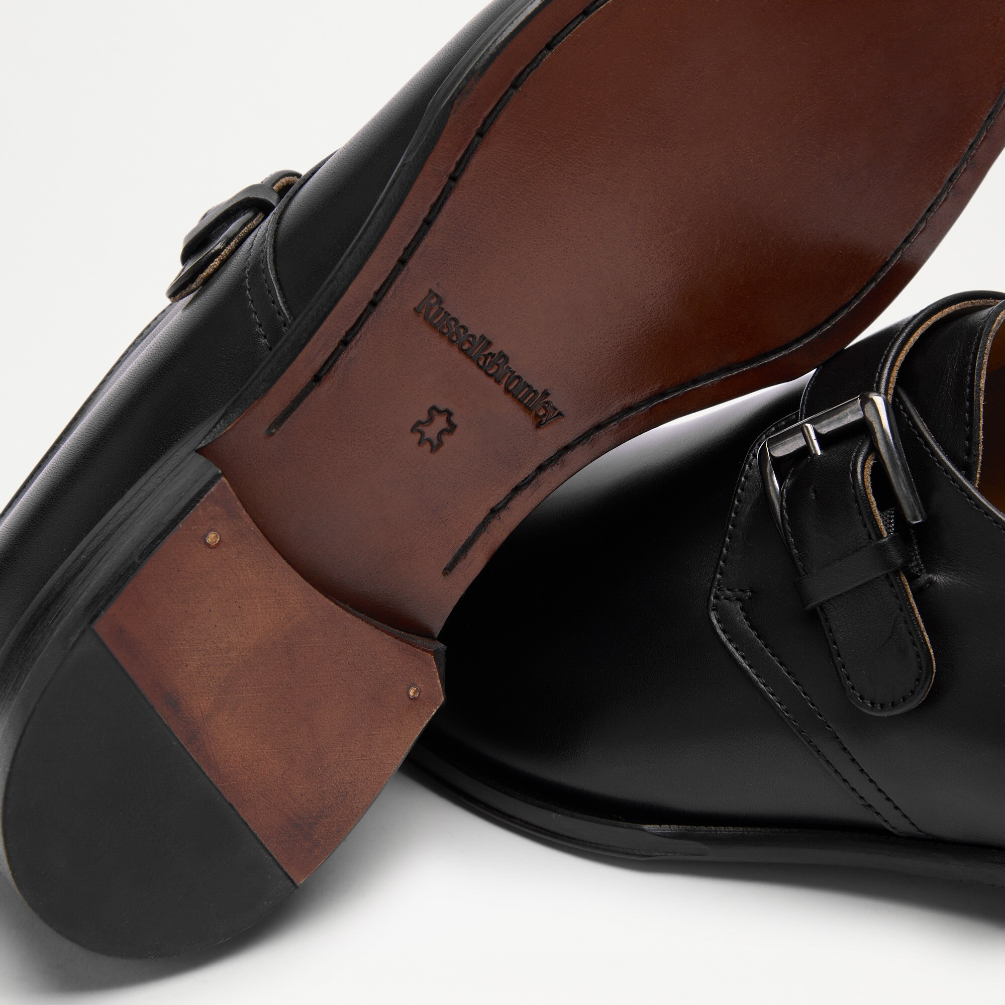 Colton<br>Single Monk Shoe