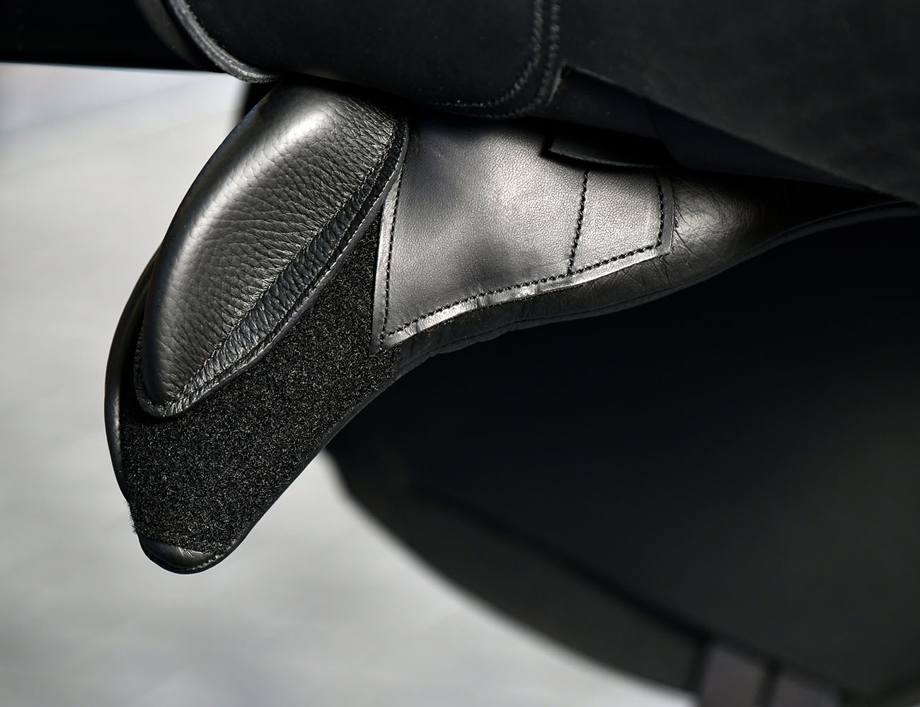 ALBION K4 Mono Flap Jump Saddle