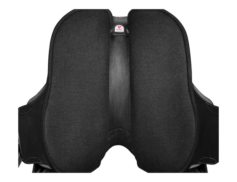 BATES Kimberley Half Breed With Swinging Fender Hart