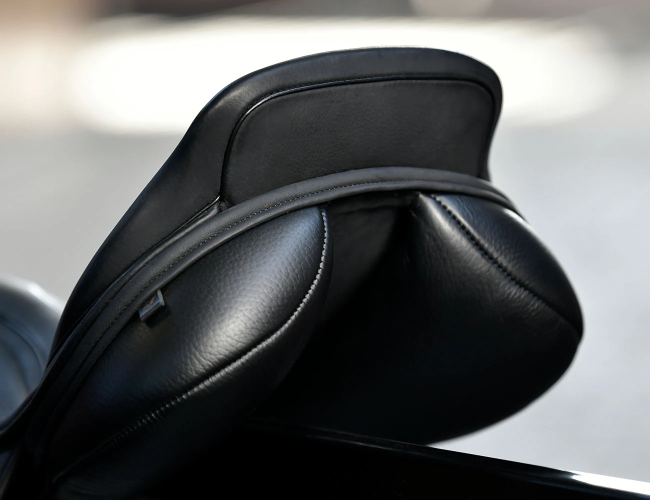 ALBION K4 Mono Flap Jump Saddle