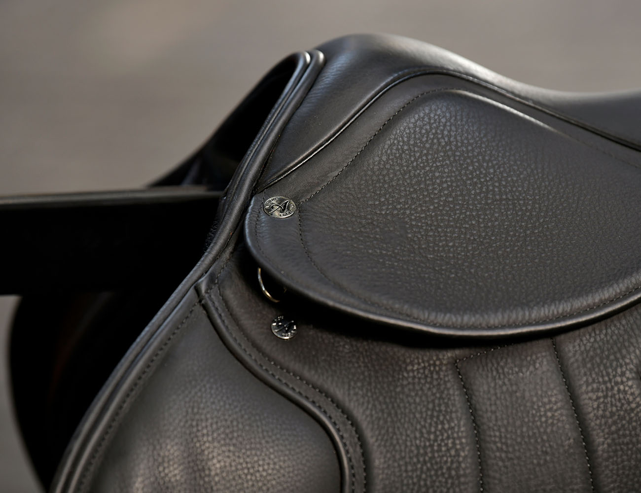 ALBION K4 Mono Flap Jump Saddle