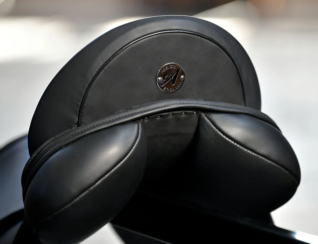 ALBION Slk Mk3 Mono Dressage Saddle