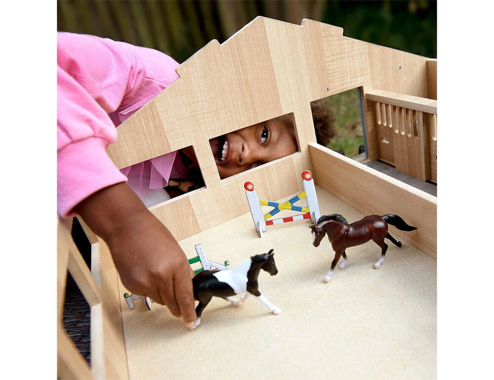 BREYER Farms Stablemates Deluxe Arena Stable