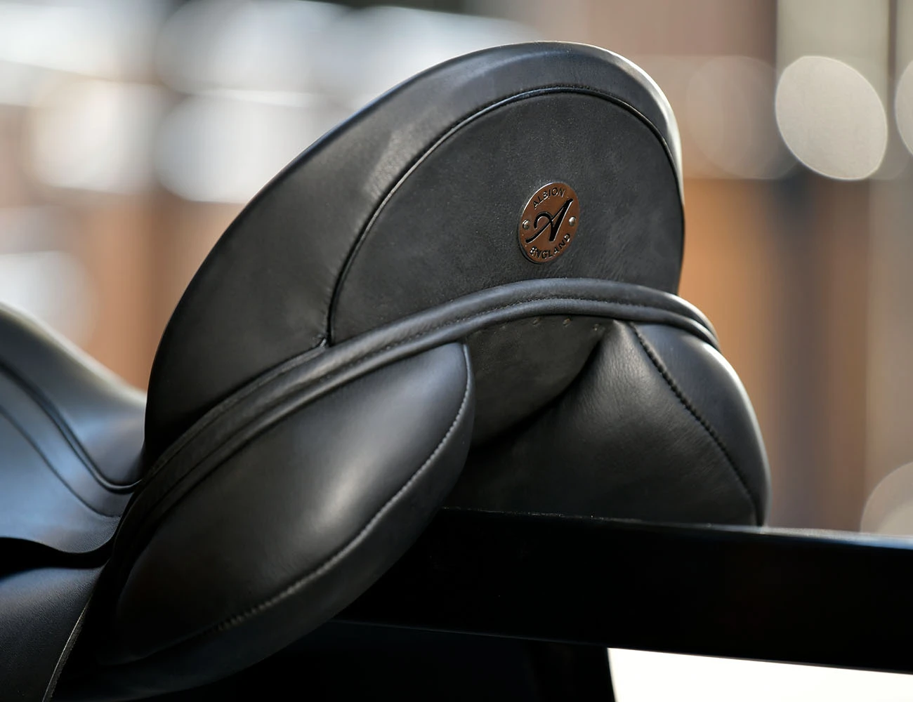 ALBION Slk Mk3 Dressage Saddle