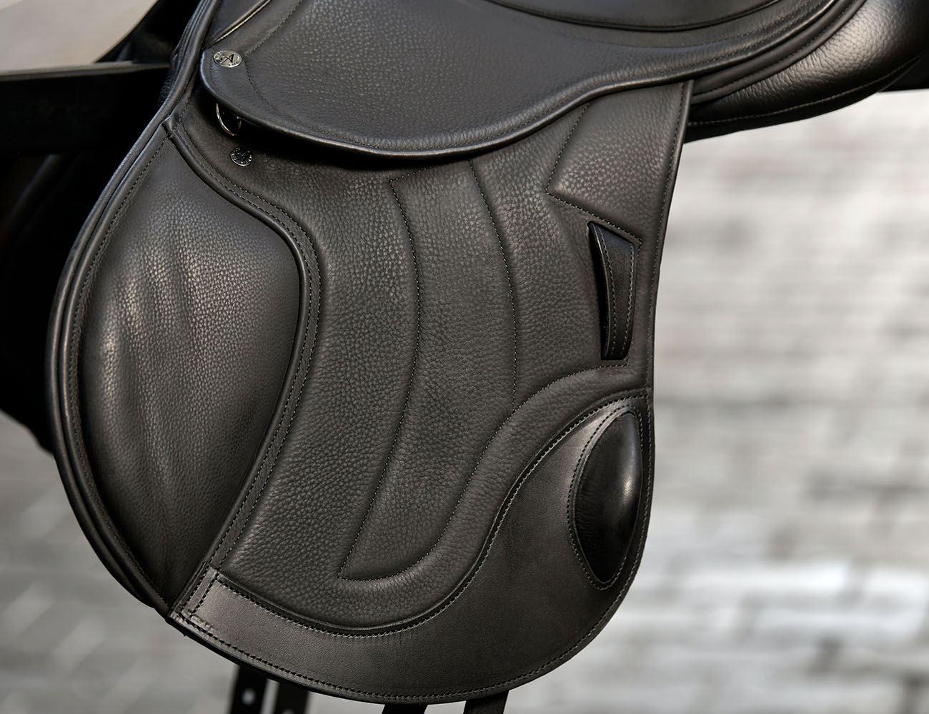 ALBION K4 Mono Flap Jump Saddle