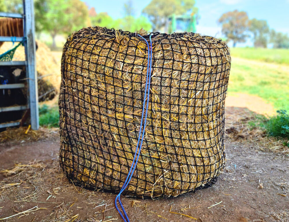 GUTZBUSTA Deluxe 5MM Knotless Slow Feed Round Bale Hay Net