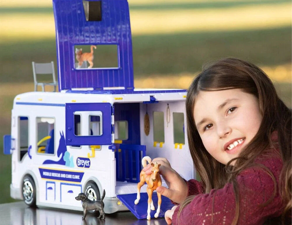 BREYER Freedom Mobile Rescue & Care Clinic