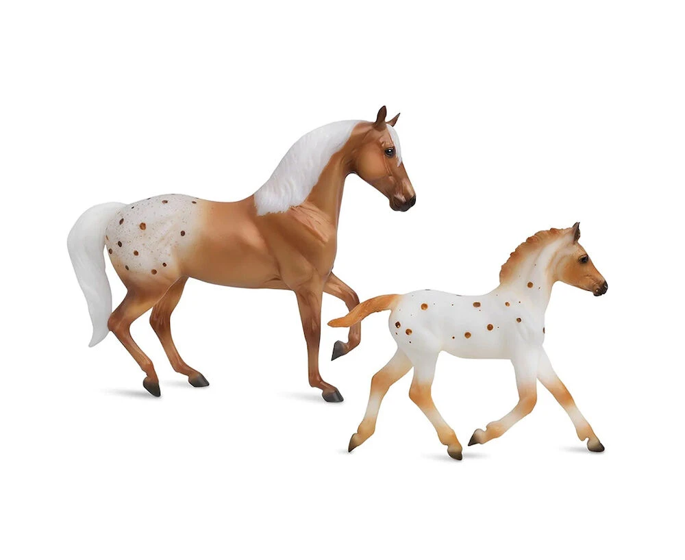 BREYER Freedom Effortless Grace Horse And Foal Set