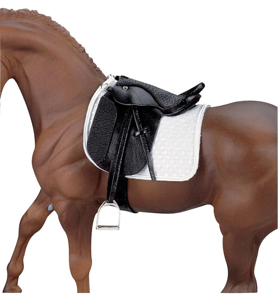 BREYER Traditional Stoneleigh 11 Dressage Saddle