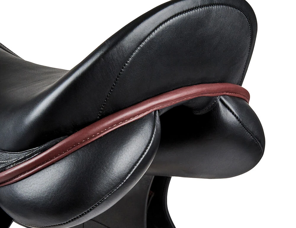 COLLEGIATE Mentor II All Purpose Saddle Covered Leather