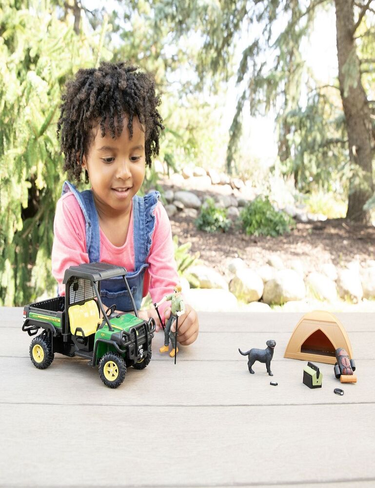JOHN DEERE 1:16 Scale Outdoor Adventure Set With Gator