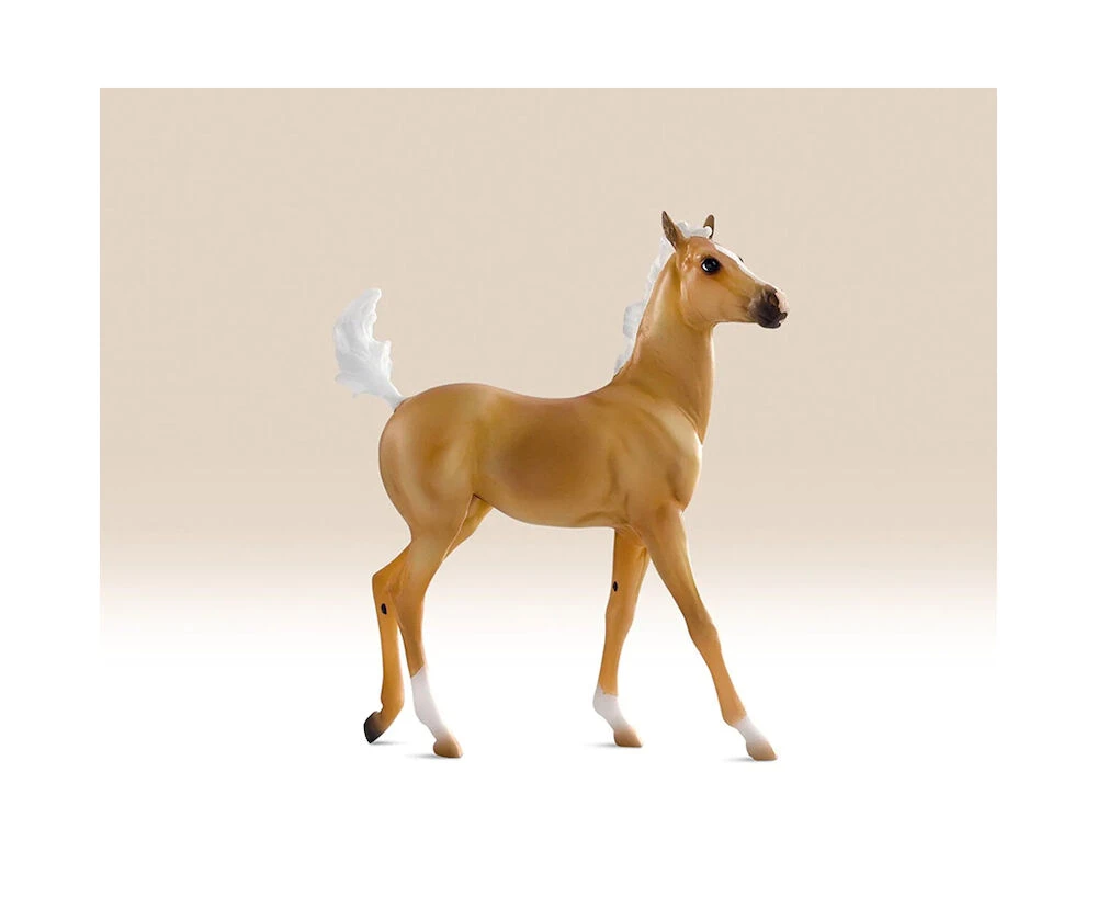 BREYER Ebony Shines And Foal