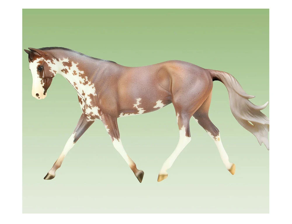 BREYER Traditional Full Moon Rising